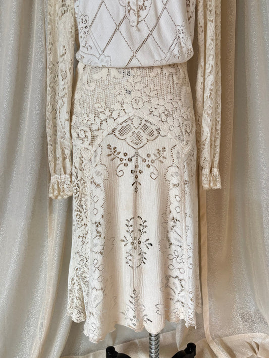 Vintage 2pc ivory lace skirt set
