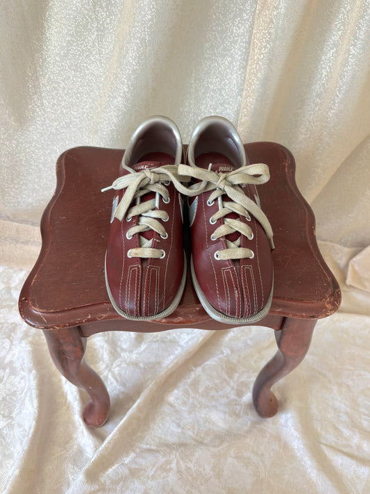 80s Nike leather bowling shoes