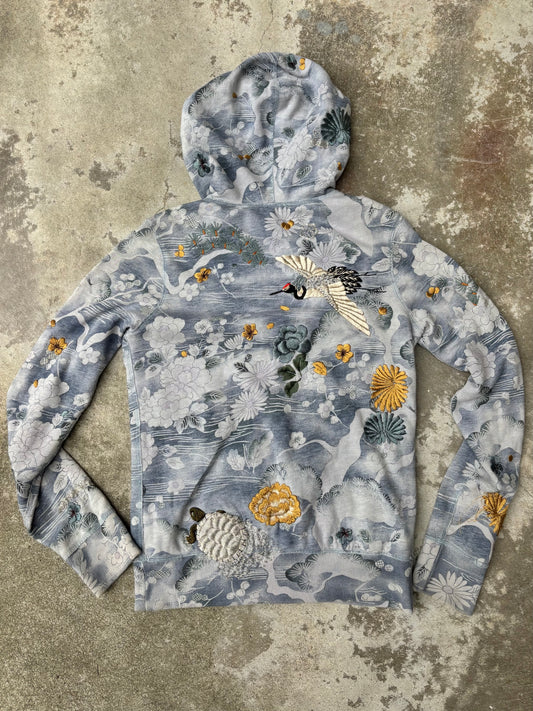 Early 00s Lucky Brand Japanese embroidered crane & turtle hoodie