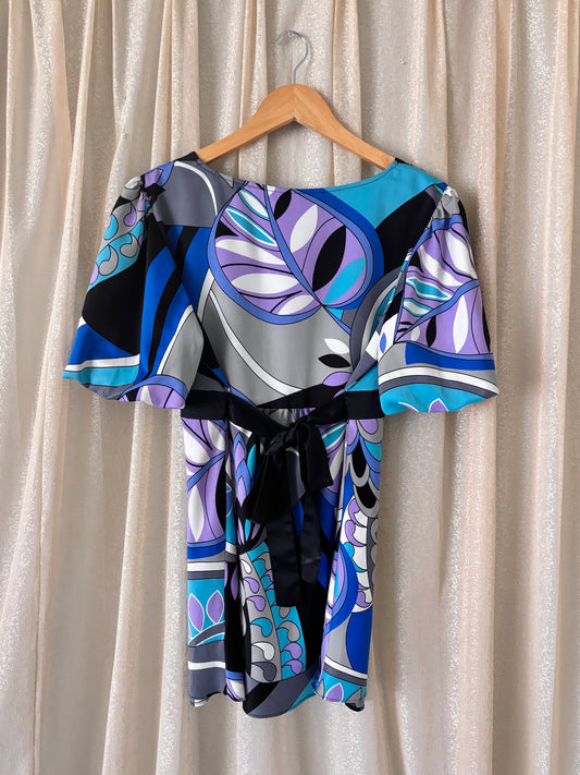 Colorful puff-sleeve blouse