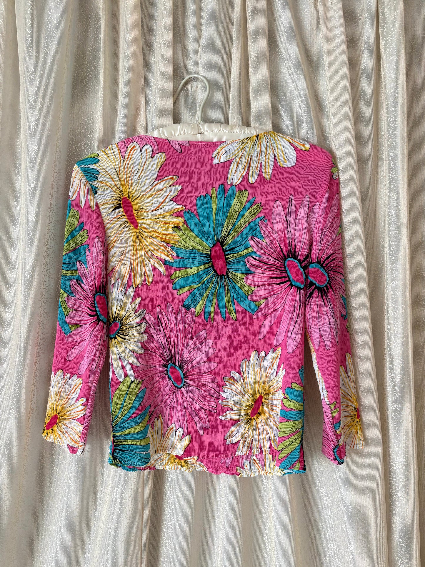 90s/00s Alberto Makali crinkle pleated sunflower top