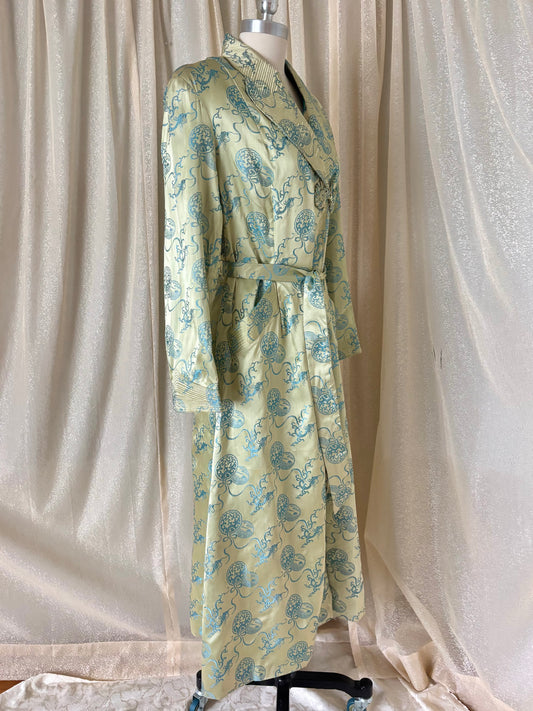 40s Chinese silk brocade dressing gown