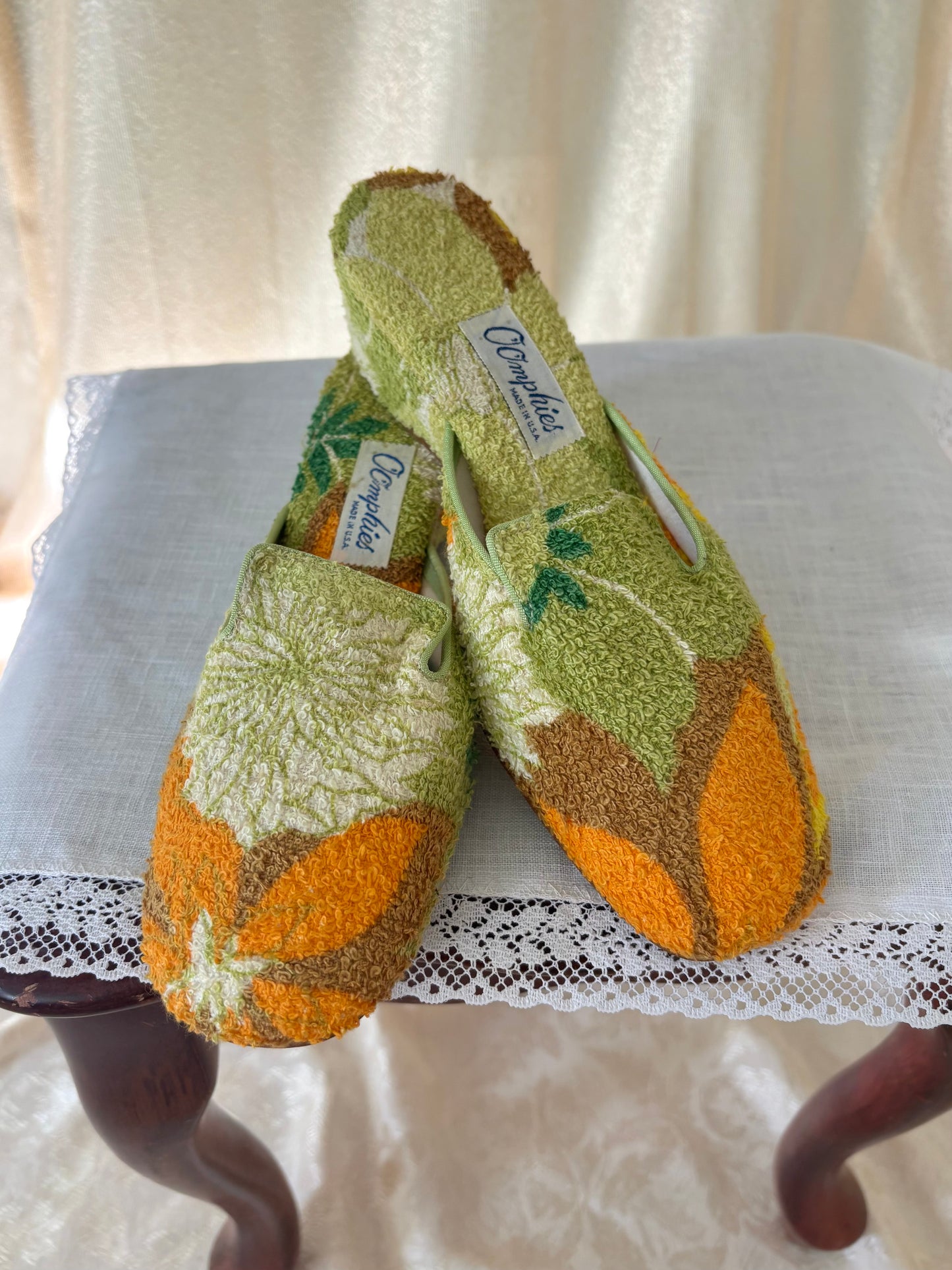 70s Oomphies terrycloth floral mules