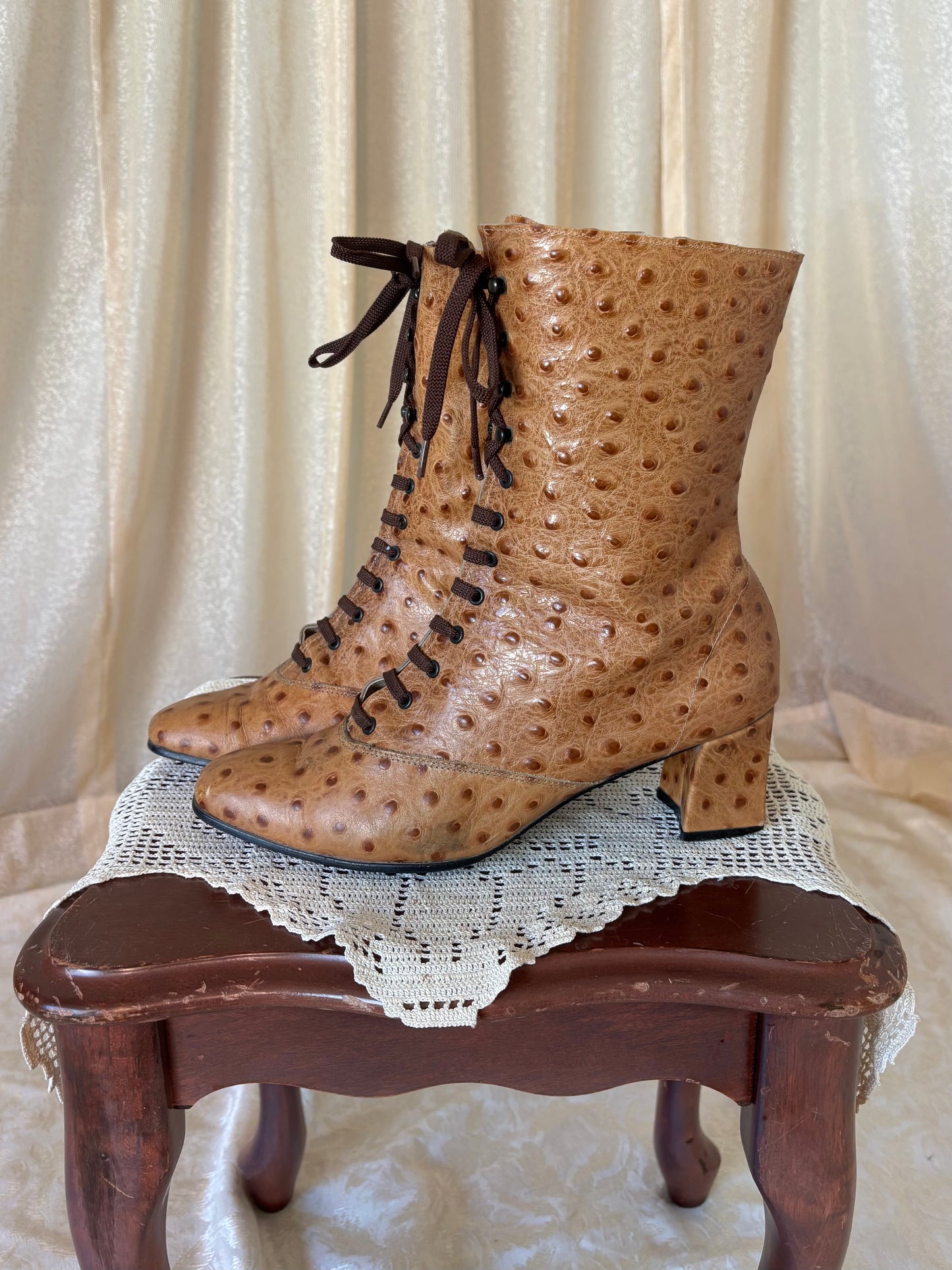 80s/90s genuine ostrich lace-up boots