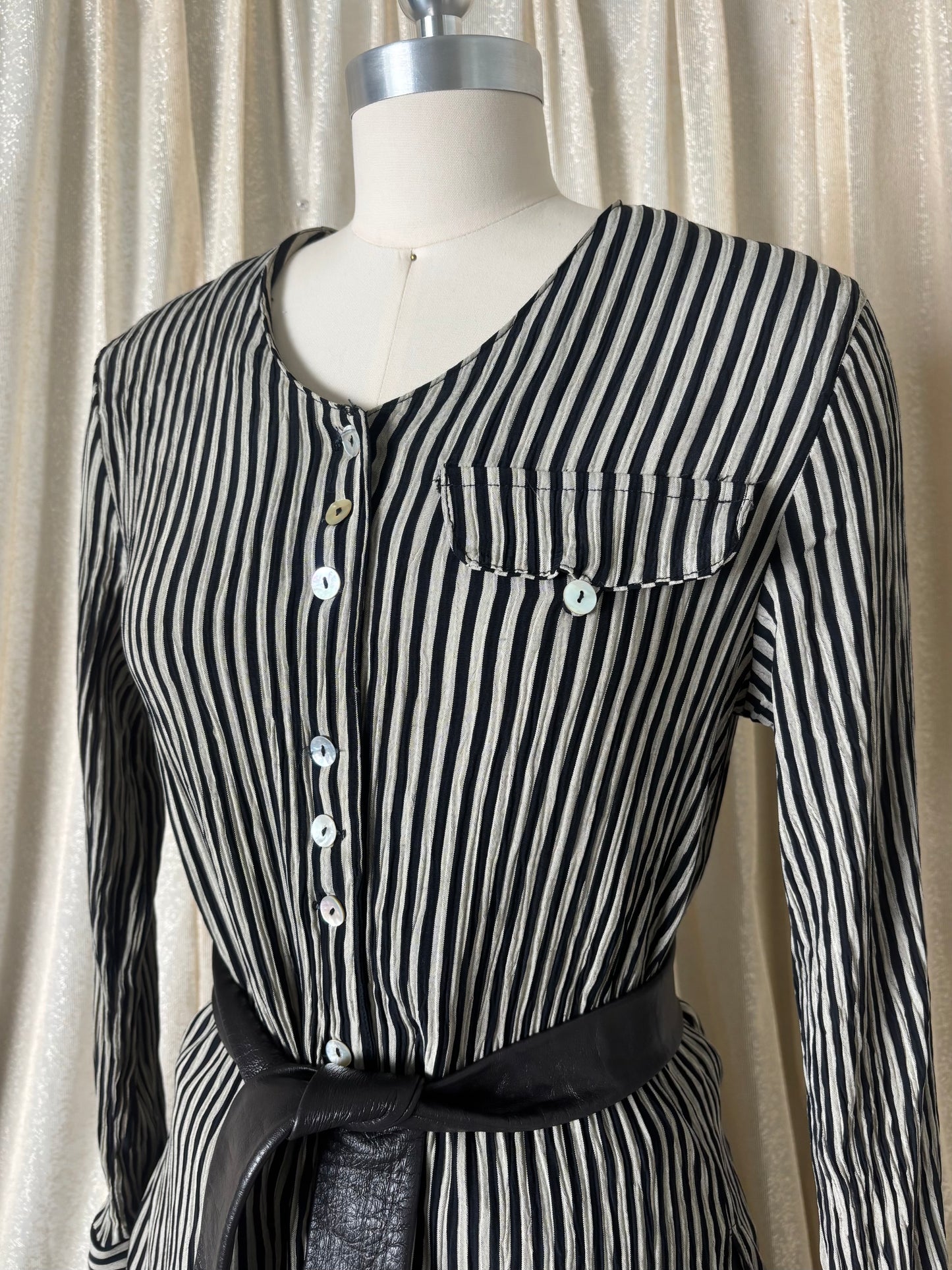 80s/90s crinkle pleated pinstripe button-down