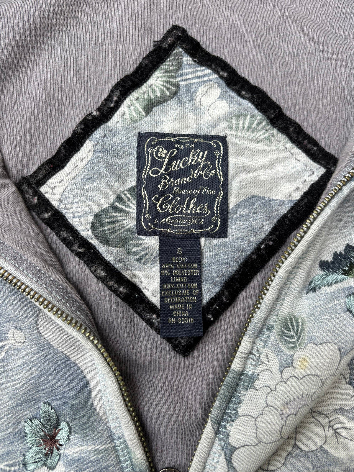 Early 00s Lucky Brand Japanese embroidered crane & turtle hoodie