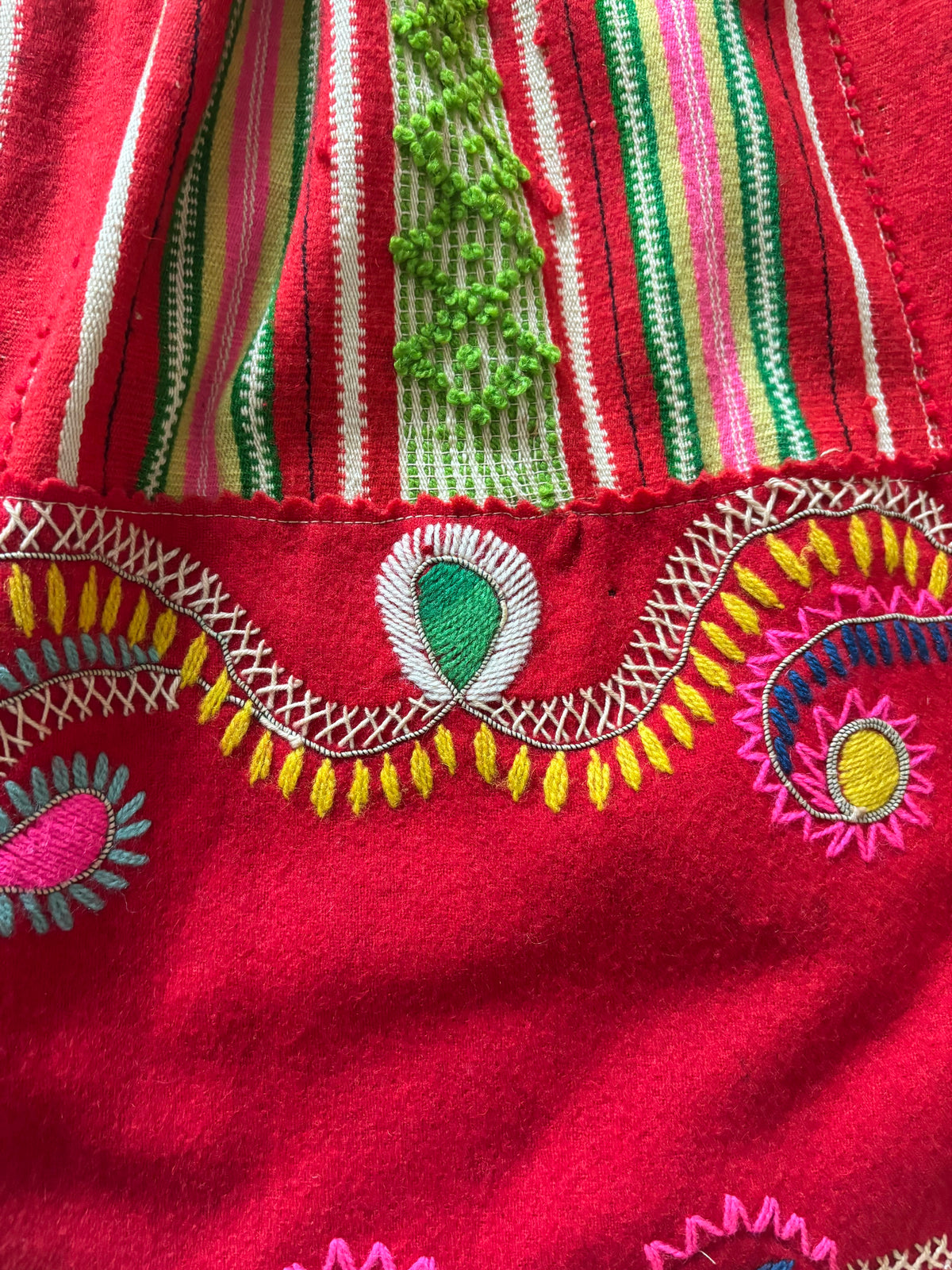 50s embroidered wool traditional Portuguese folk skirt
