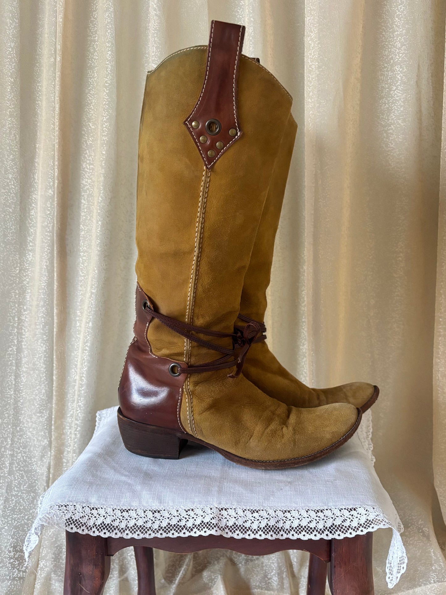 Vintage two-tone suede tie riding boots