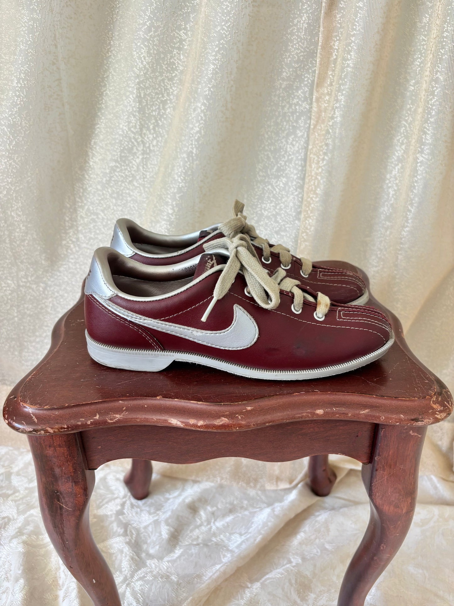 80s Nike leather bowling shoes