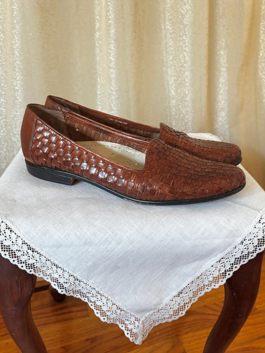 Brown woven leather loafers