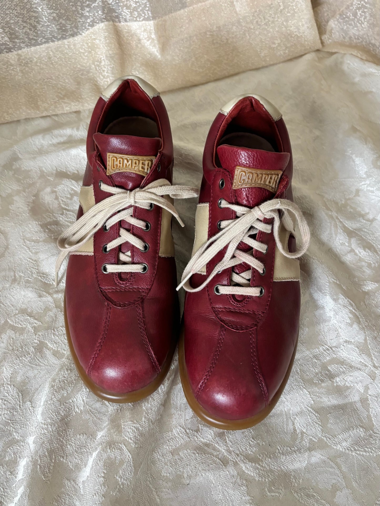 90s red Camper Pelotas