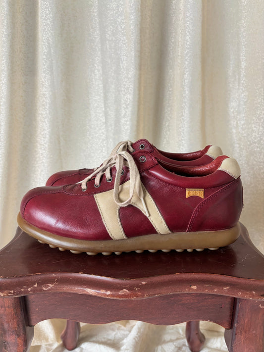 90s red Camper Pelotas