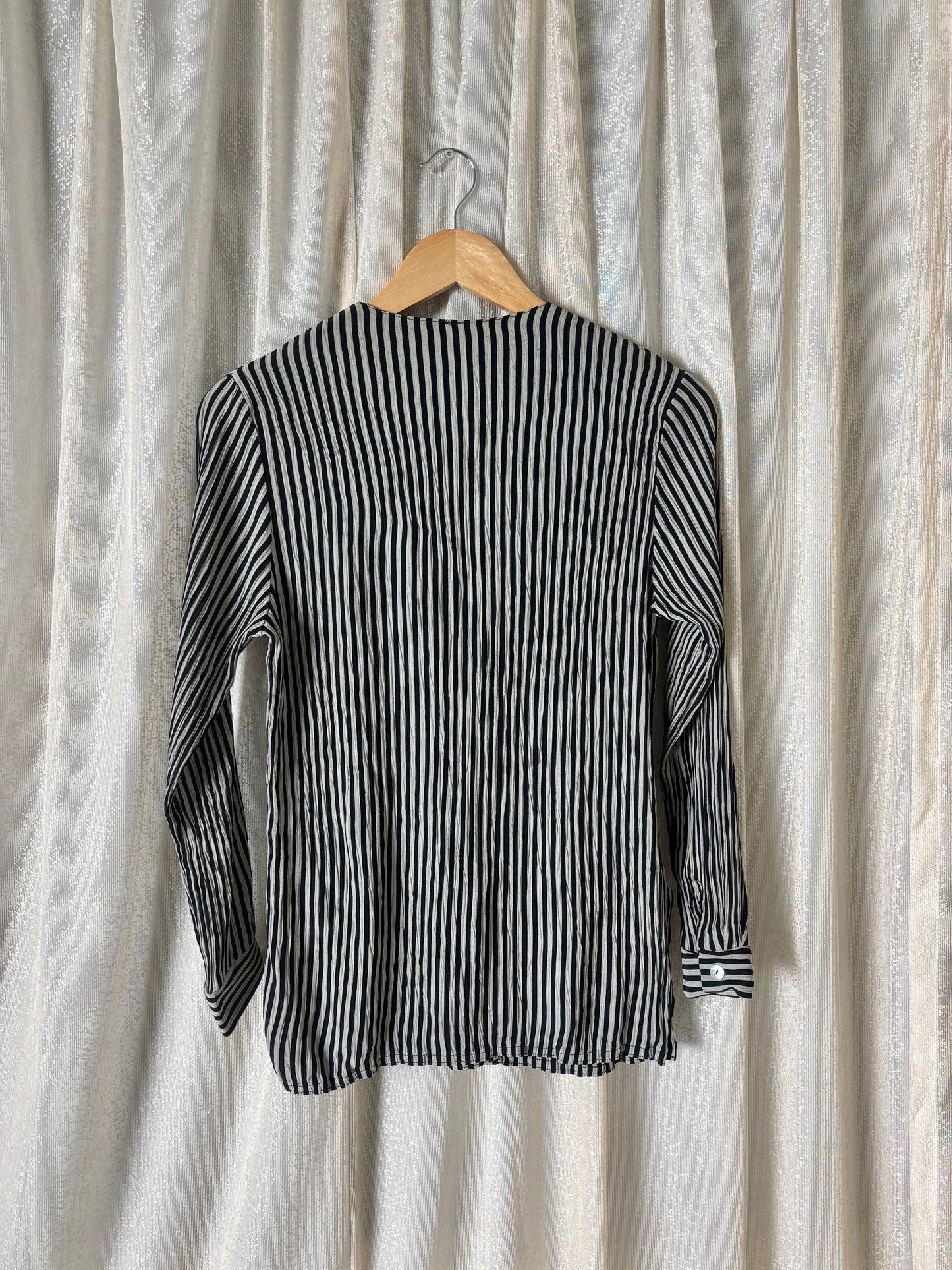80s/90s crinkle pleated pinstripe button-down