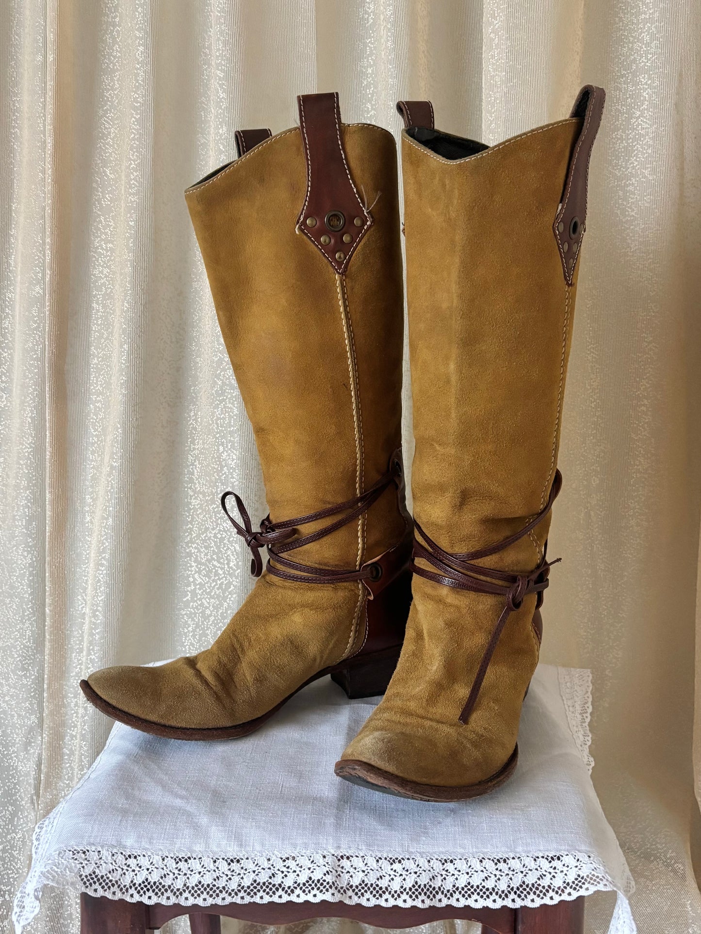 Vintage two-tone suede tie riding boots