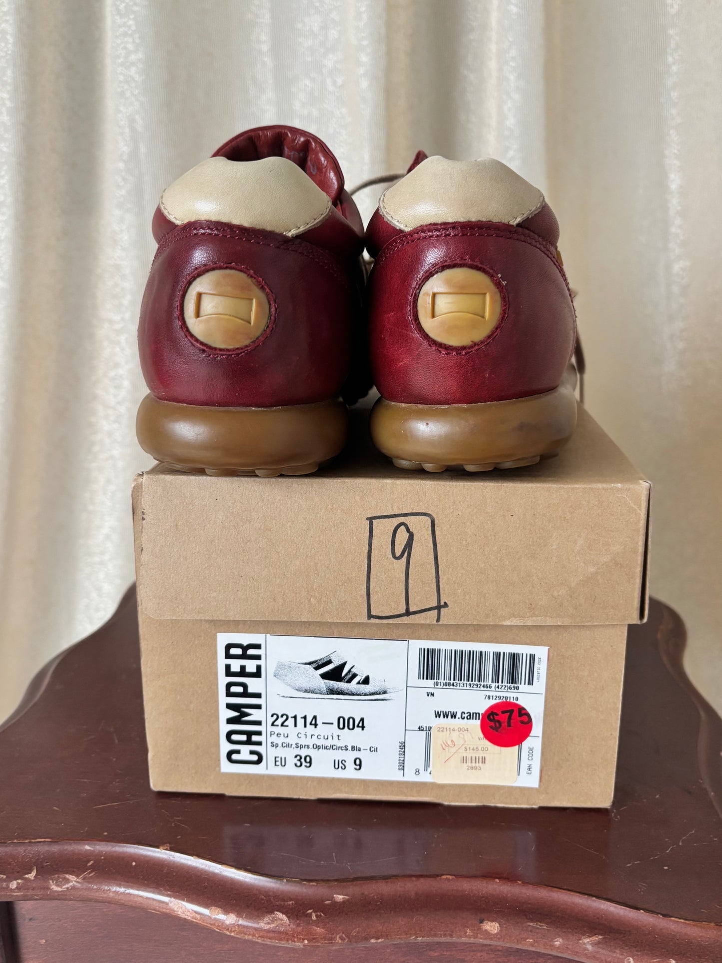 90s red Camper Pelotas