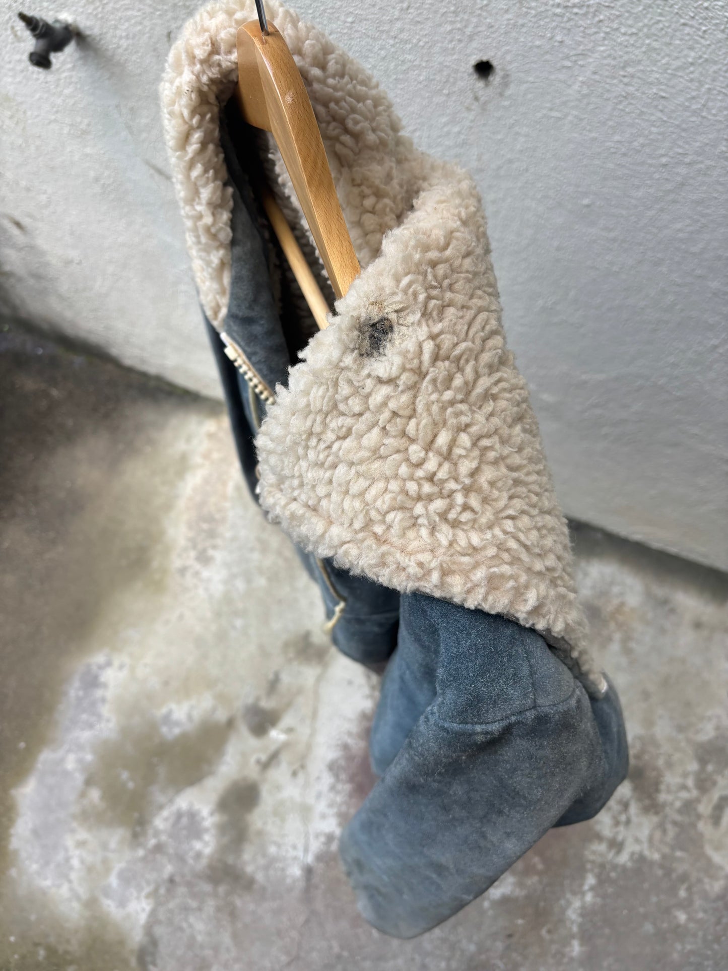 Vintage Lakeland distressed suede sherpa hooded jacket