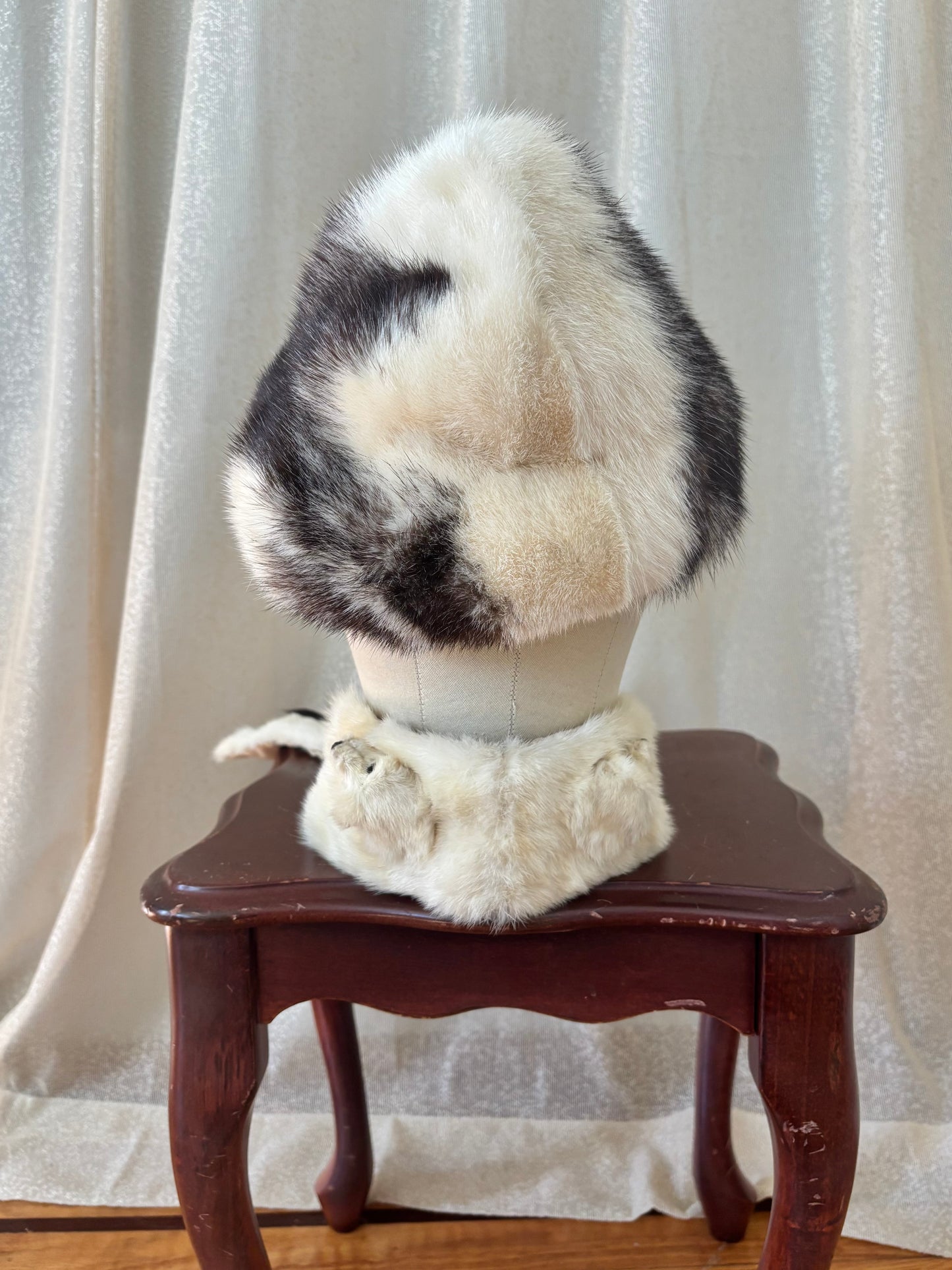 Vintage ermine taxidermy stole