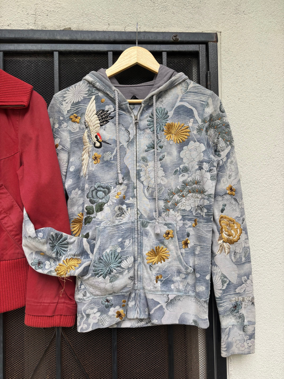 Early 00s Lucky Brand Japanese embroidered crane & turtle hoodie