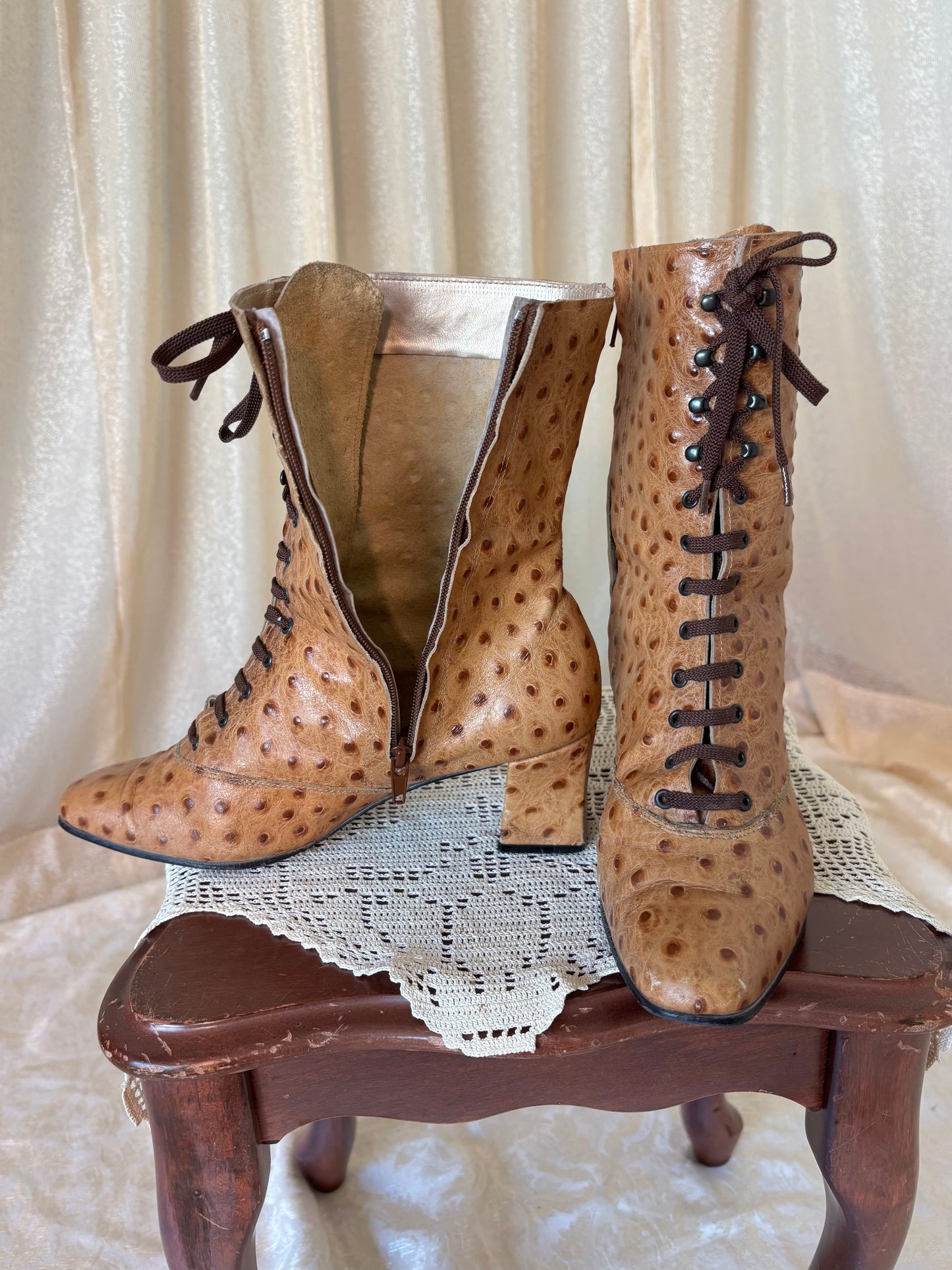 80s/90s genuine ostrich lace-up boots