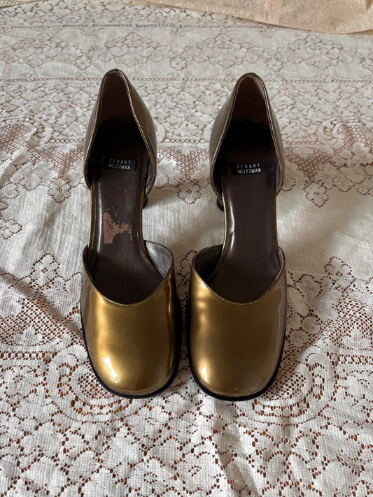 Stuart Weitzman metallic round-toe pumps