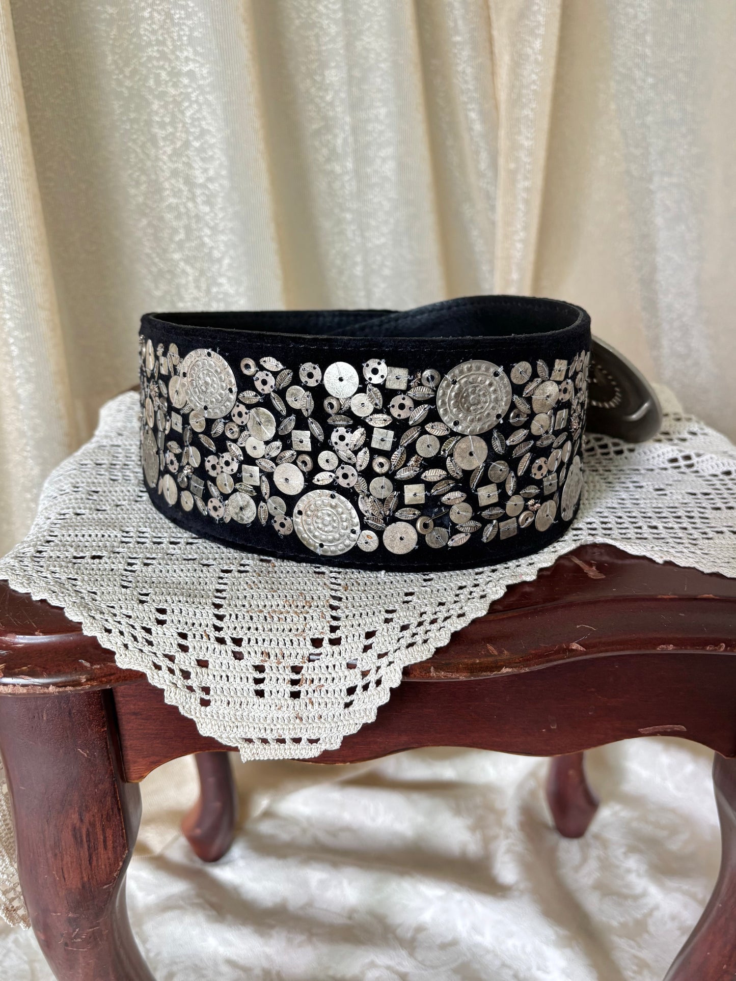 Vintage Chico's statement leather metal embellished belt