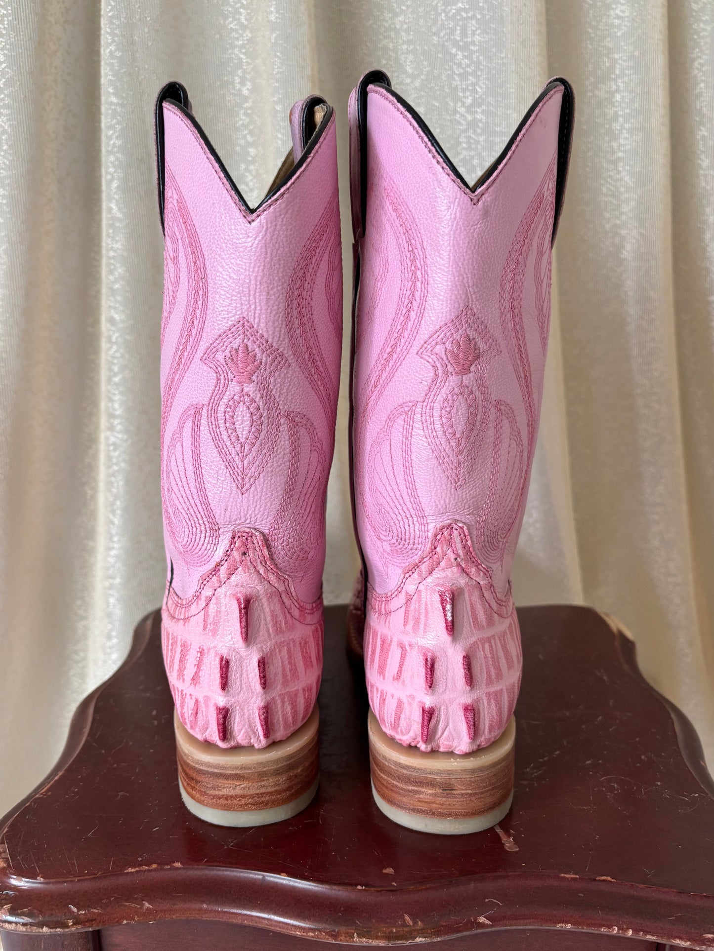 Pink leather alligator-embossed Western boots