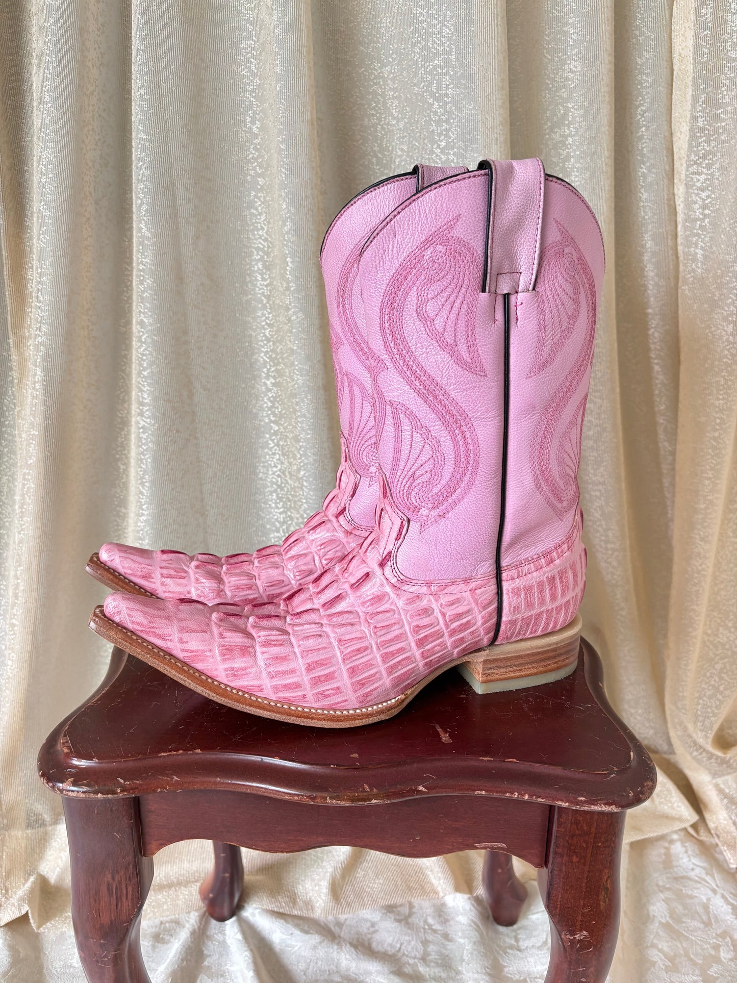 Pink leather alligator-embossed Western boots
