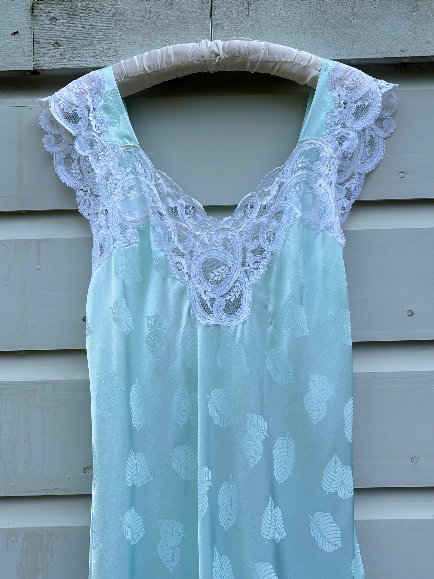Vintage jacquard feather teal nightgown