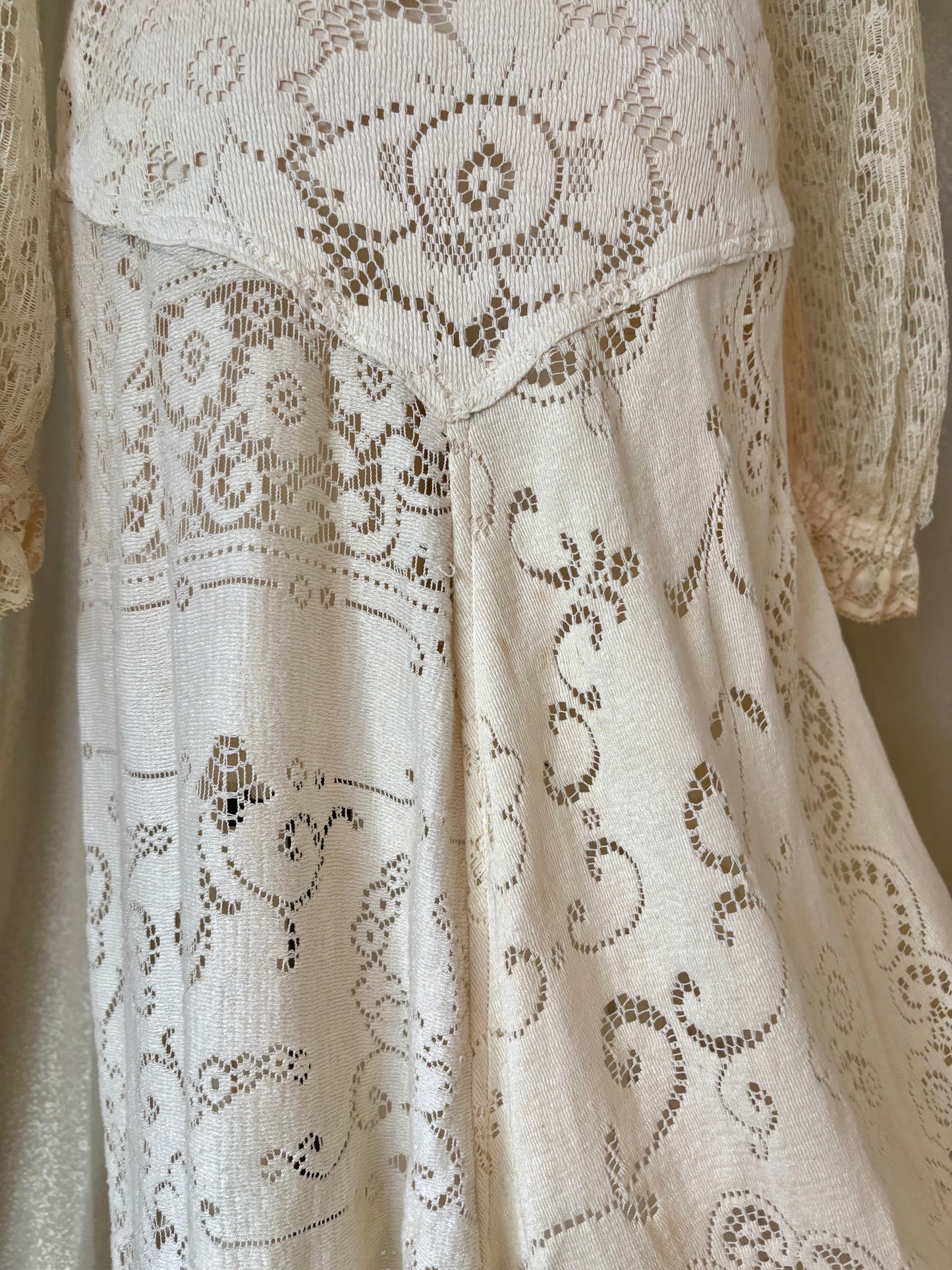 Vintage 2pc ivory lace skirt set