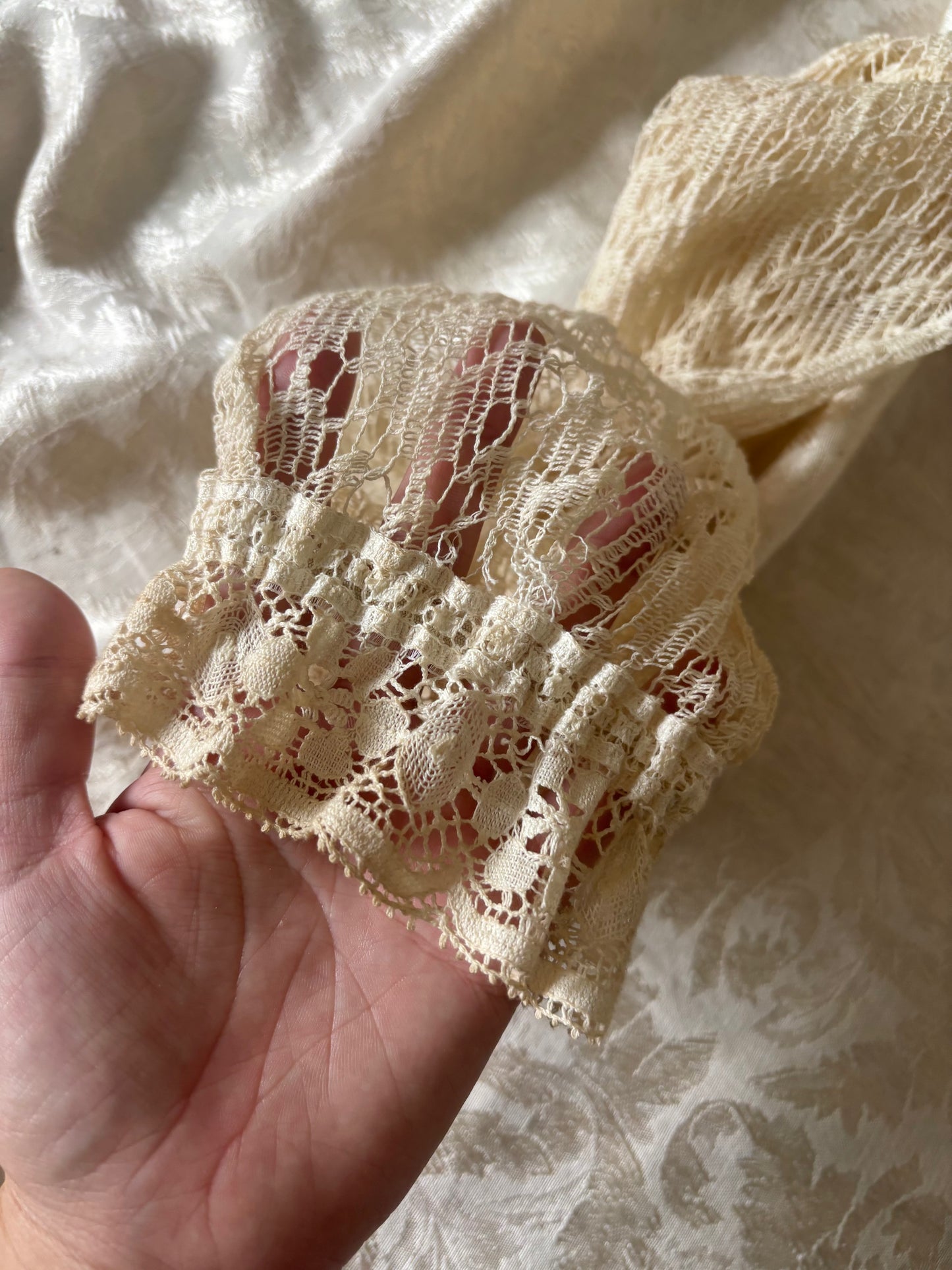 Vintage 2pc ivory lace skirt set