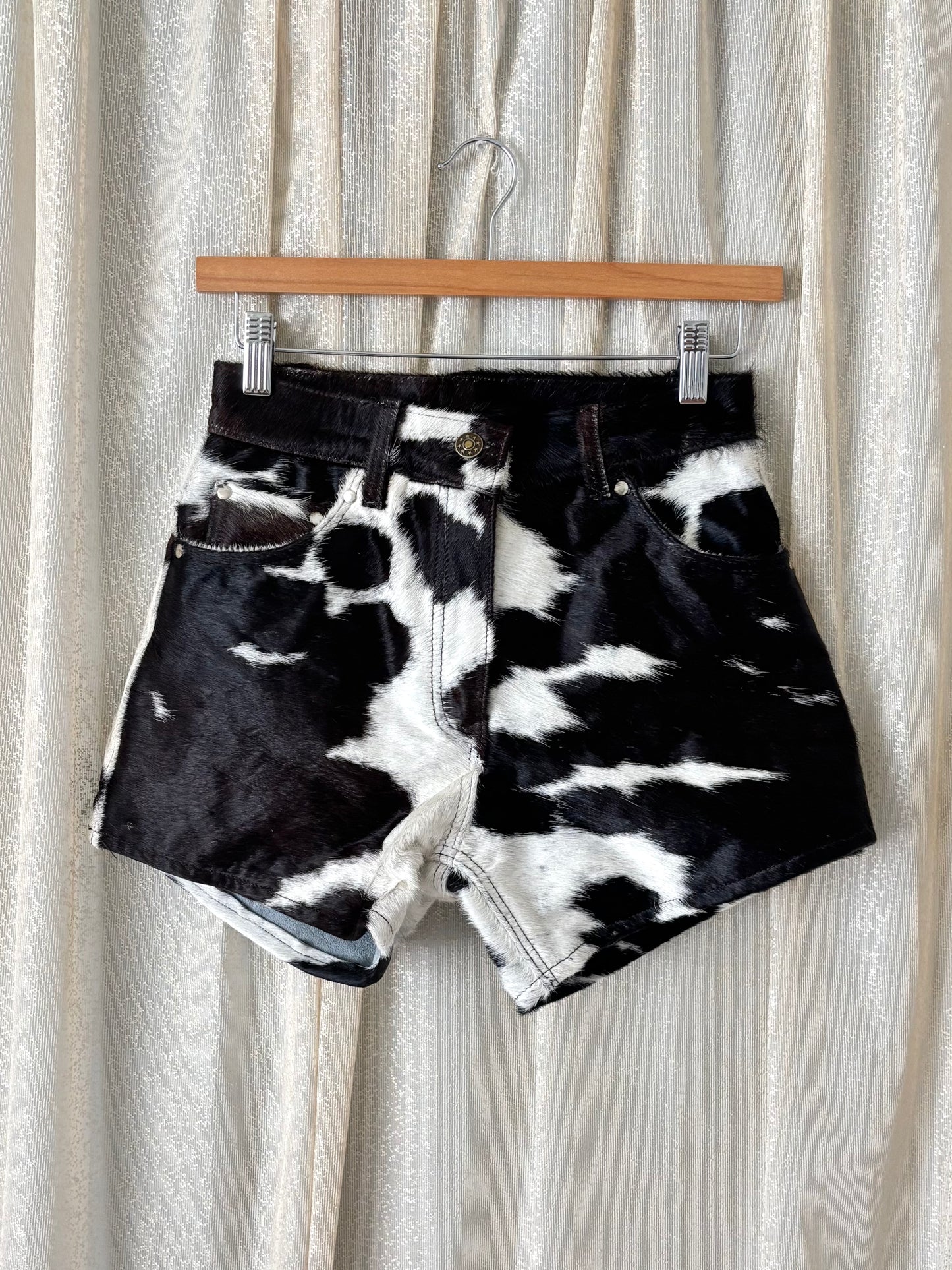 Vintage cowhide shorts