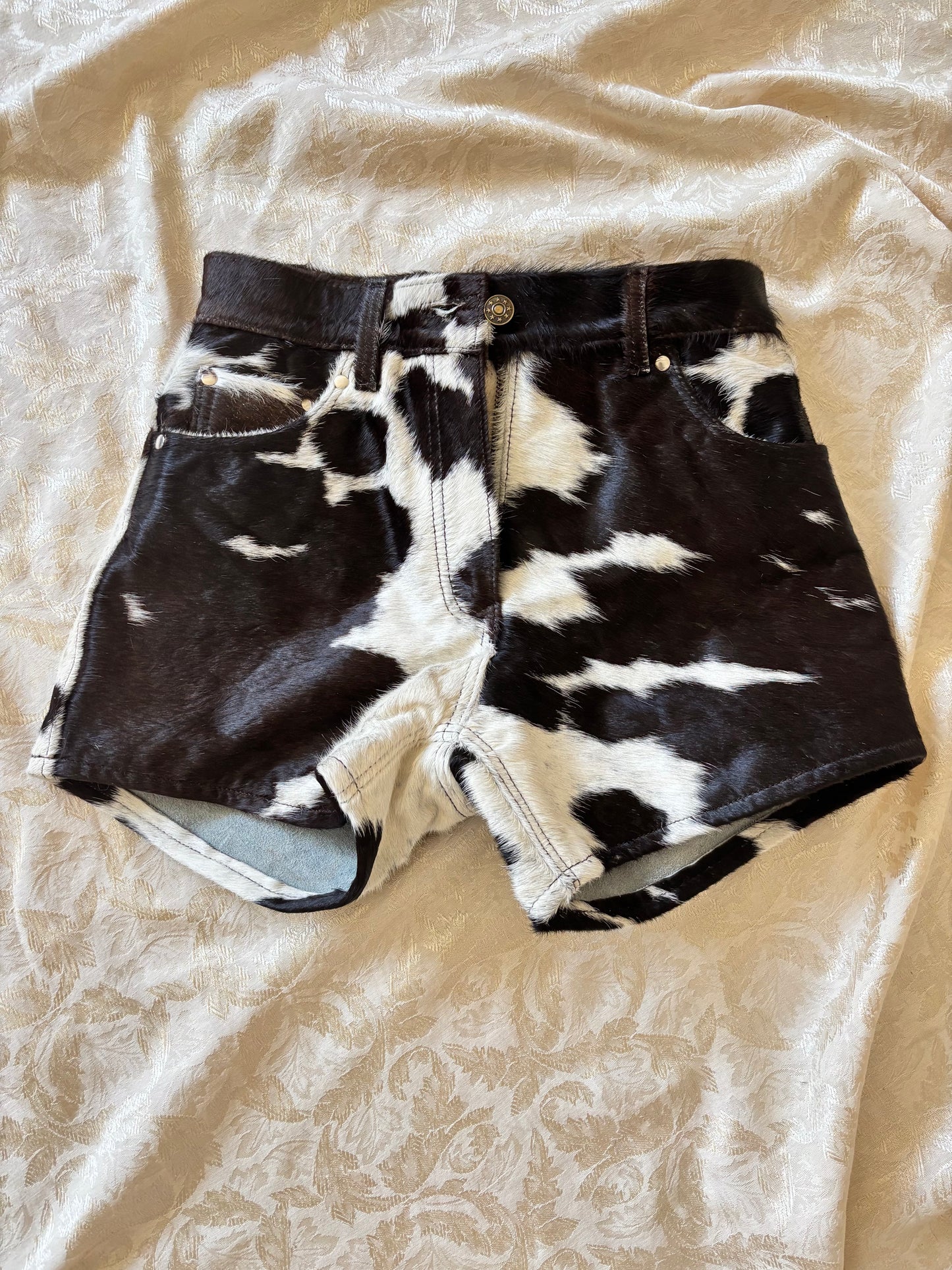 Vintage cowhide shorts