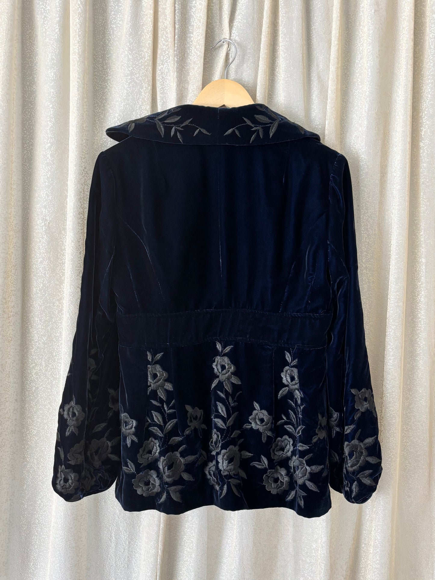 90s/00s Nanette Lepore velvet embroidered jacket