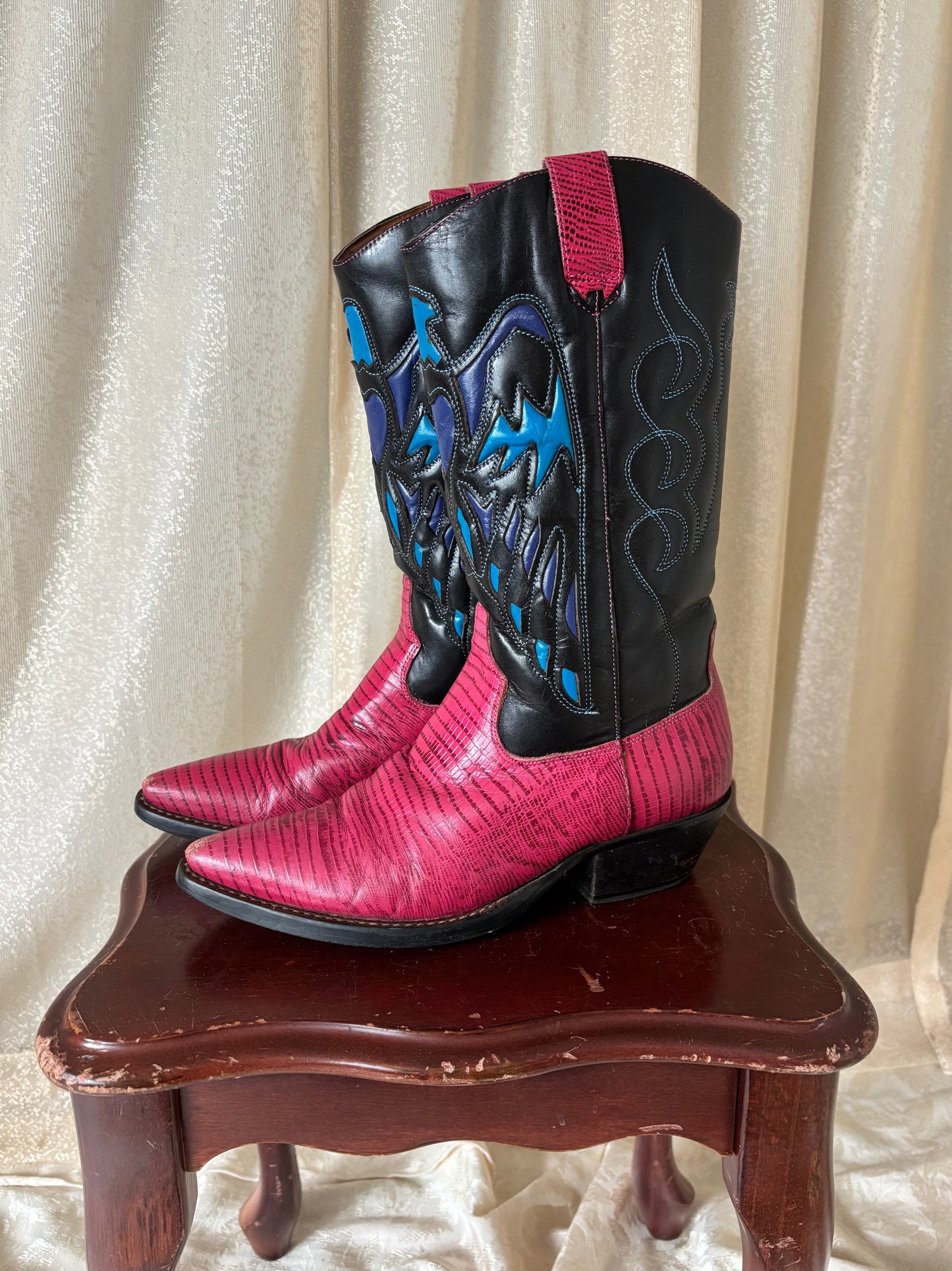 90s Nine West two-tone eagle inlay leather Western boots