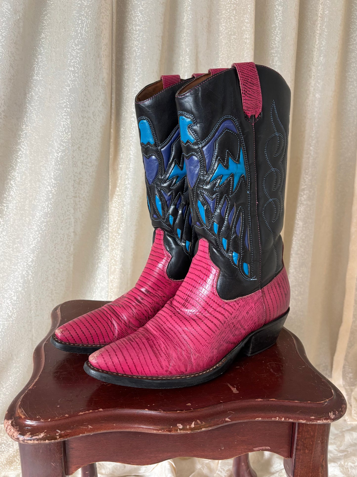 90s Nine West two-tone eagle inlay leather Western boots
