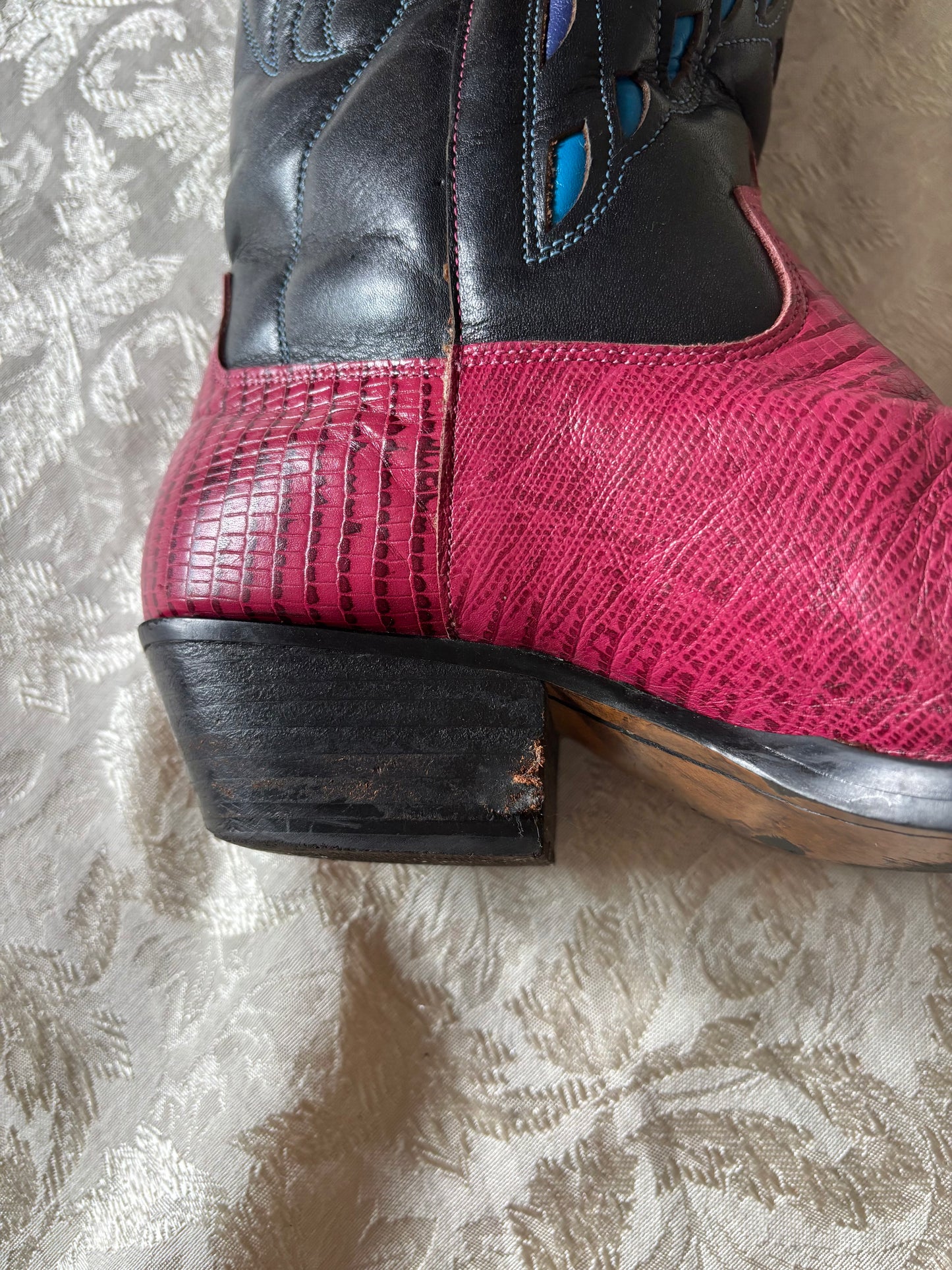 90s Nine West two-tone eagle inlay leather Western boots
