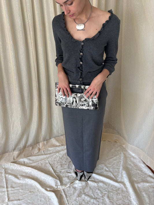 Glossy magazine clutch