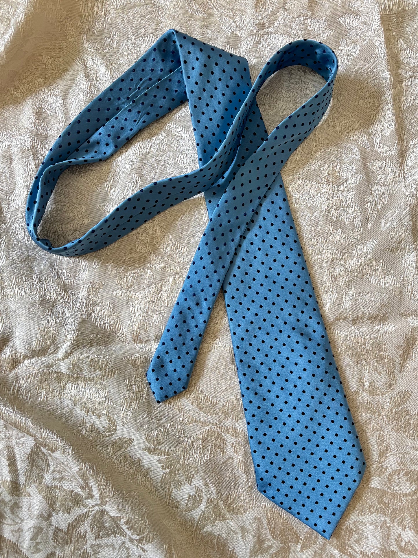 Tommy Hilfiger polka dot tie