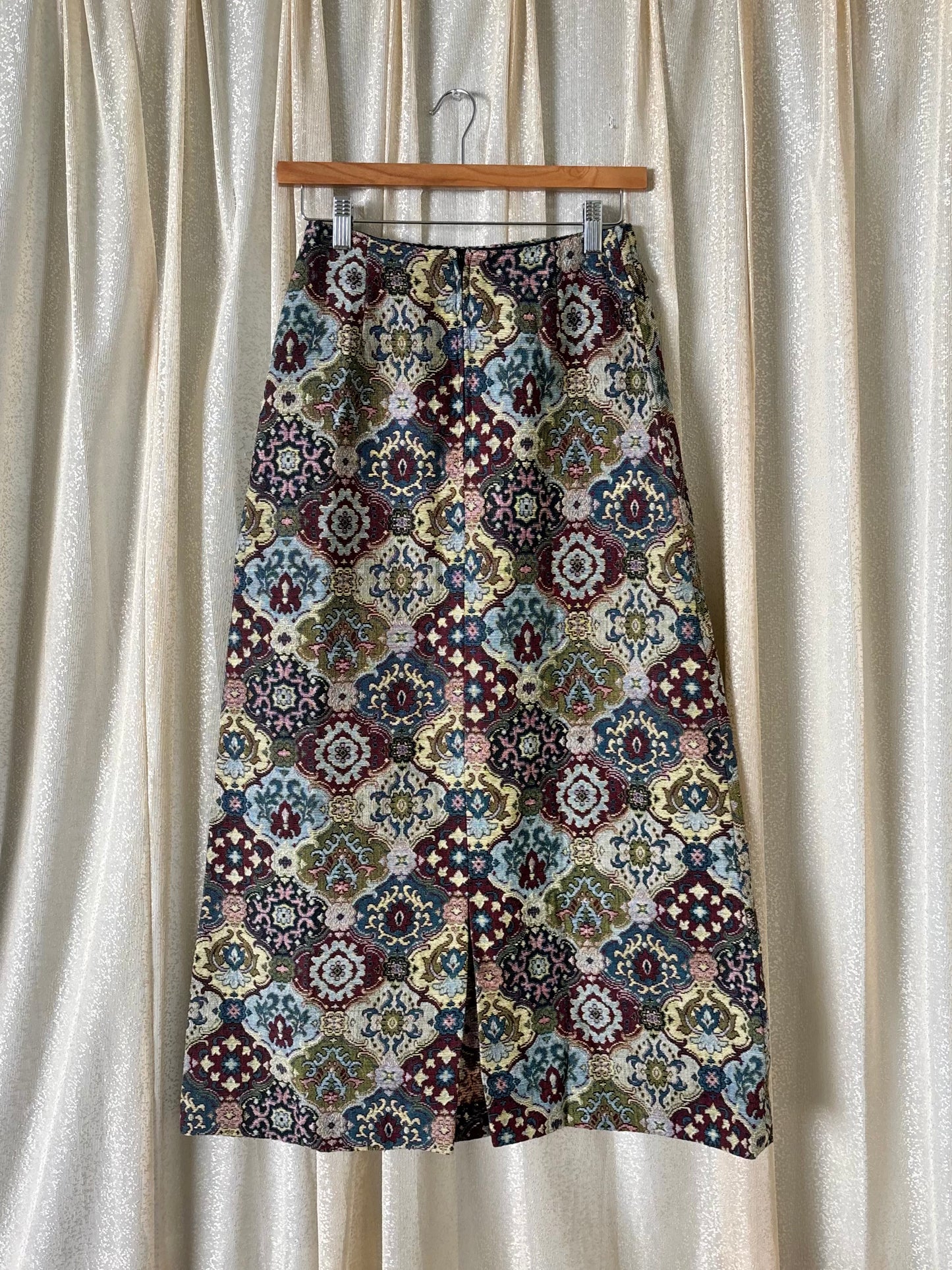 60s/70s belted tapestry maxi skirt