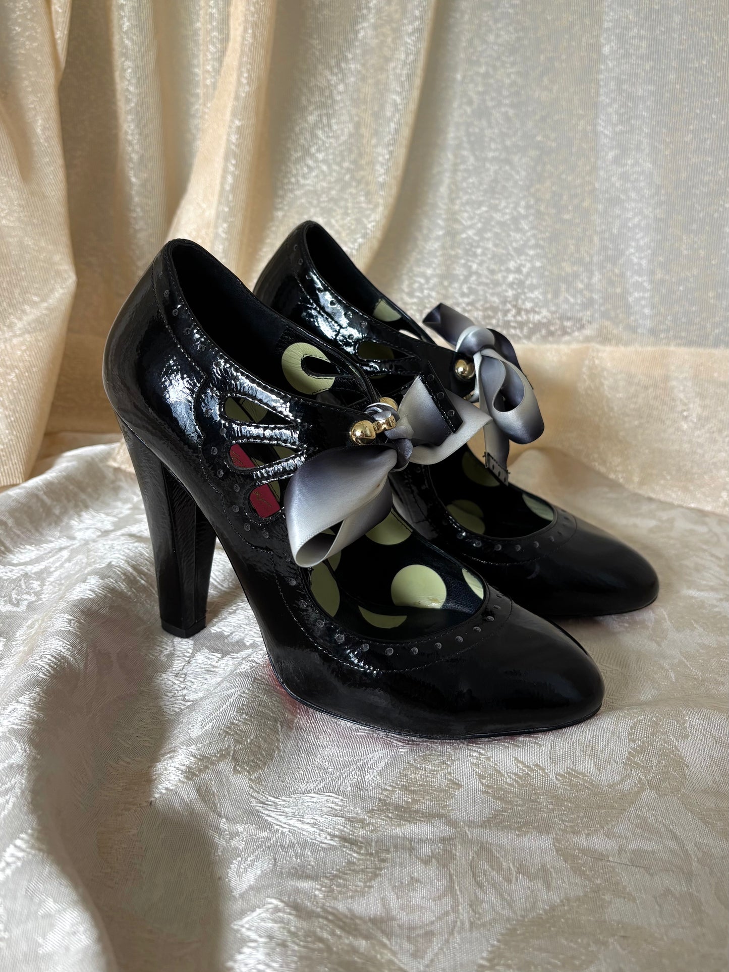 Betsey Johnson patent ribbon pumps