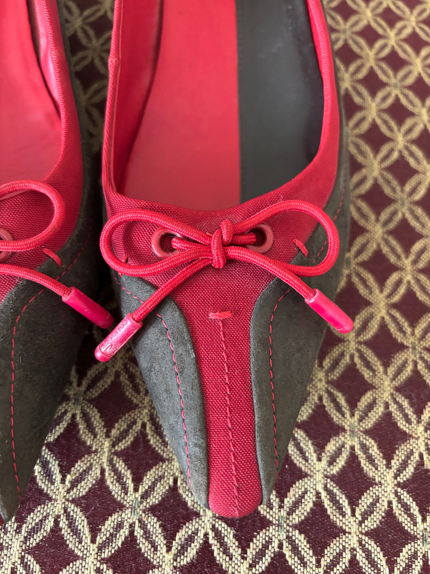 00s funky kitten heel flats