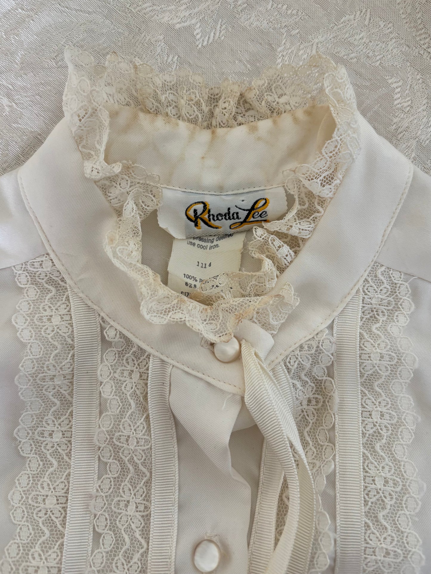 70s lacy puff-sleeved blouse