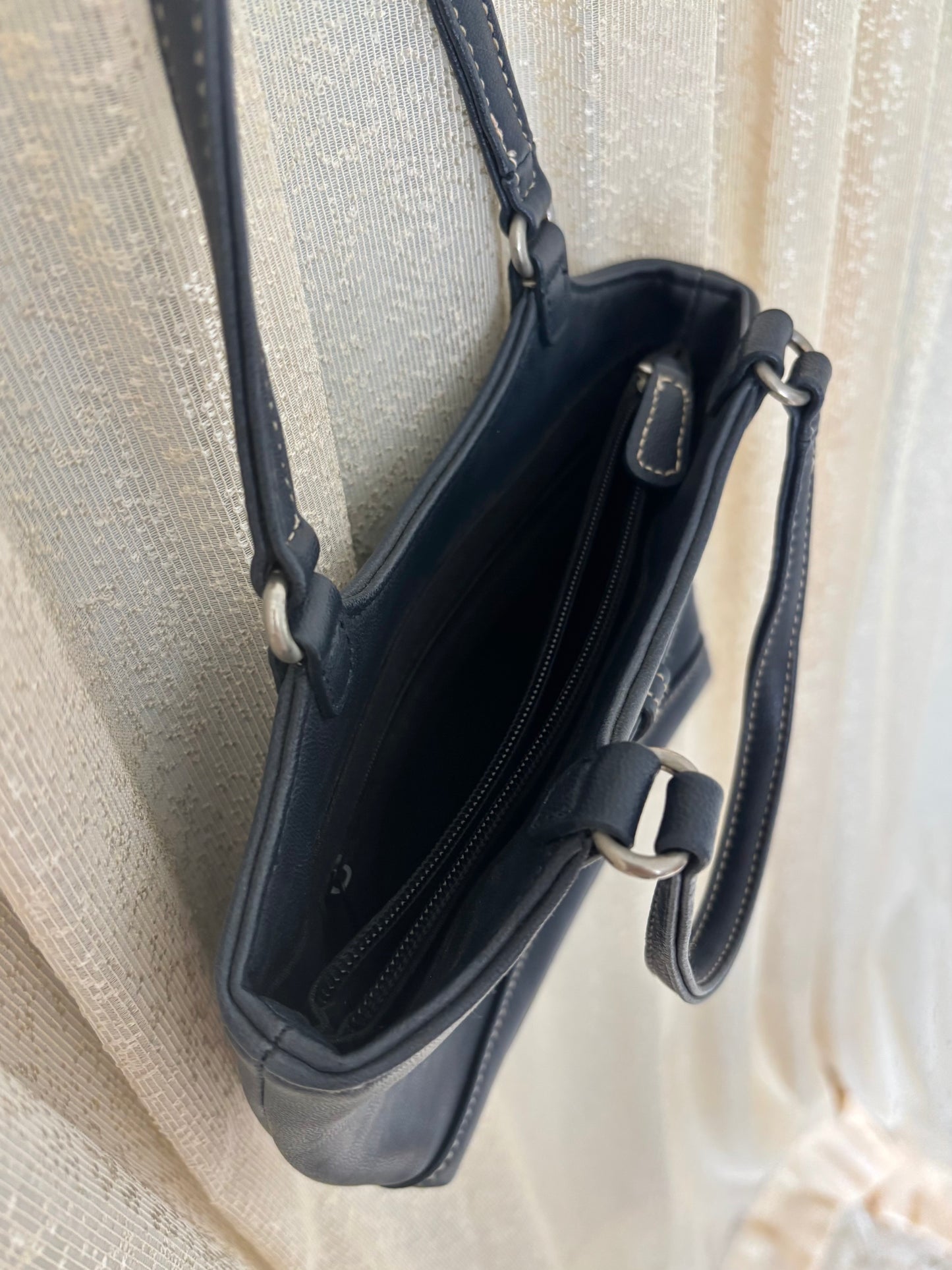 Liz Claiborne mini navy tote