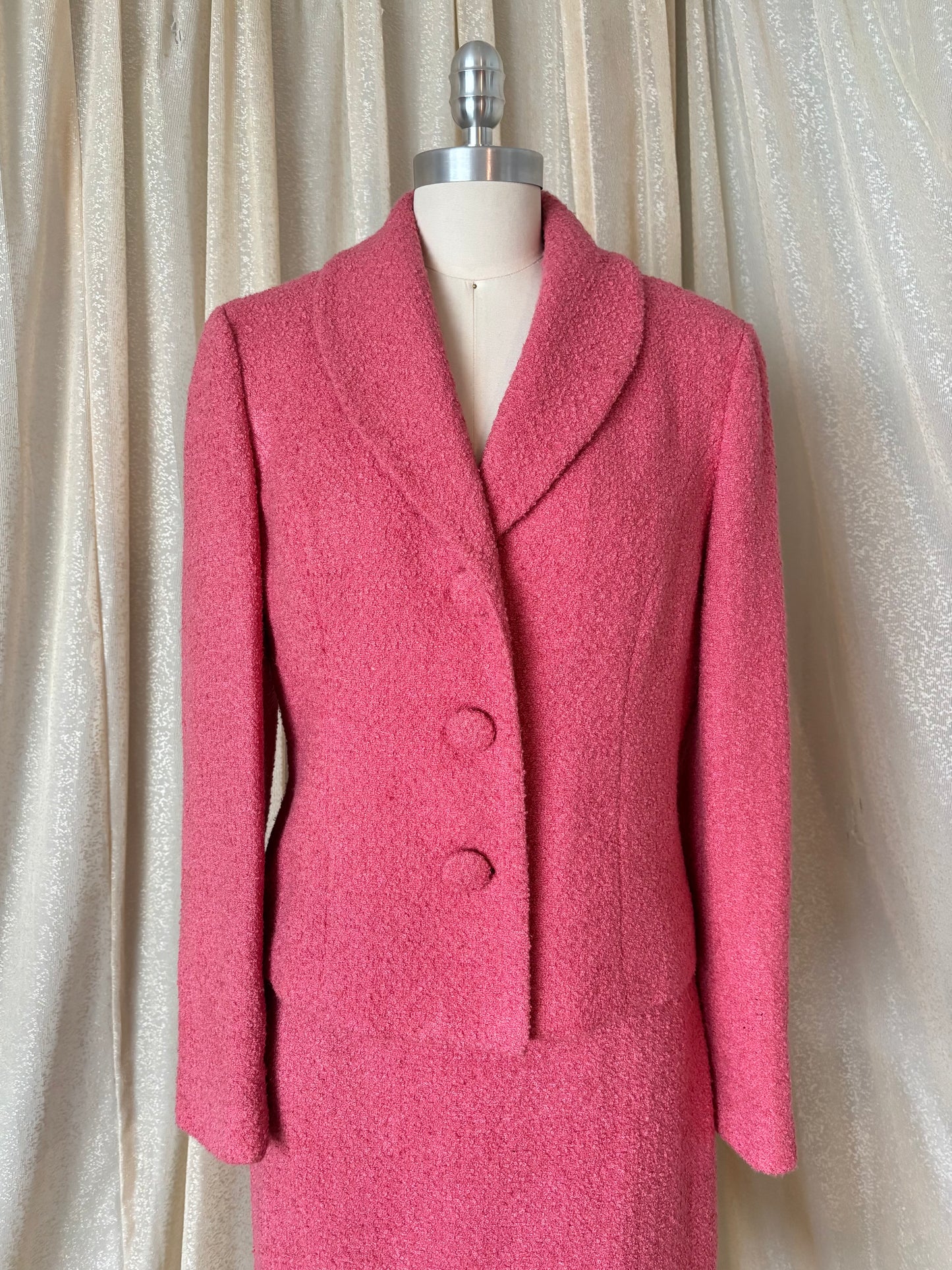 90s/00s pink bouclé skirt suit
