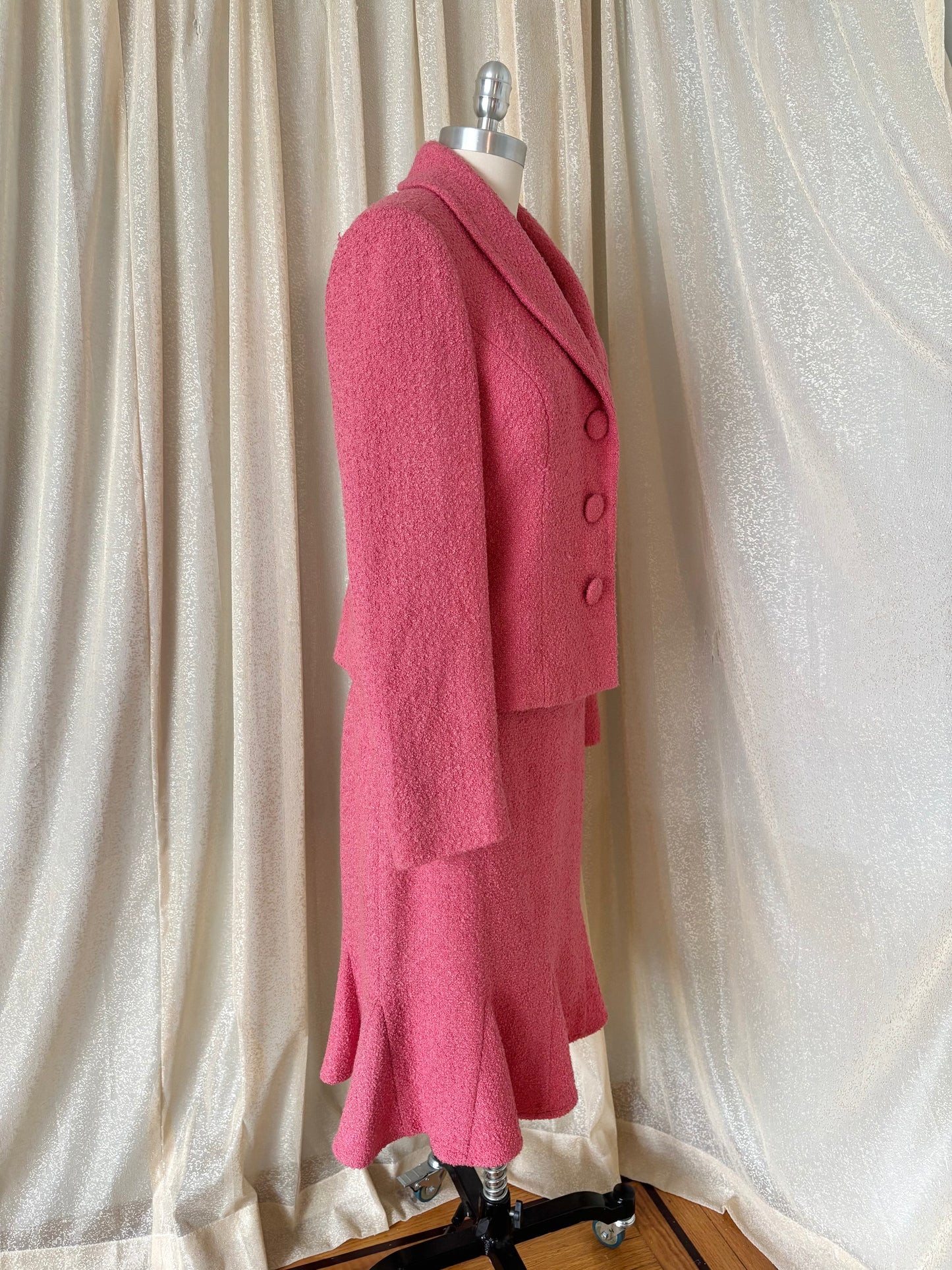 90s/00s pink bouclé skirt suit