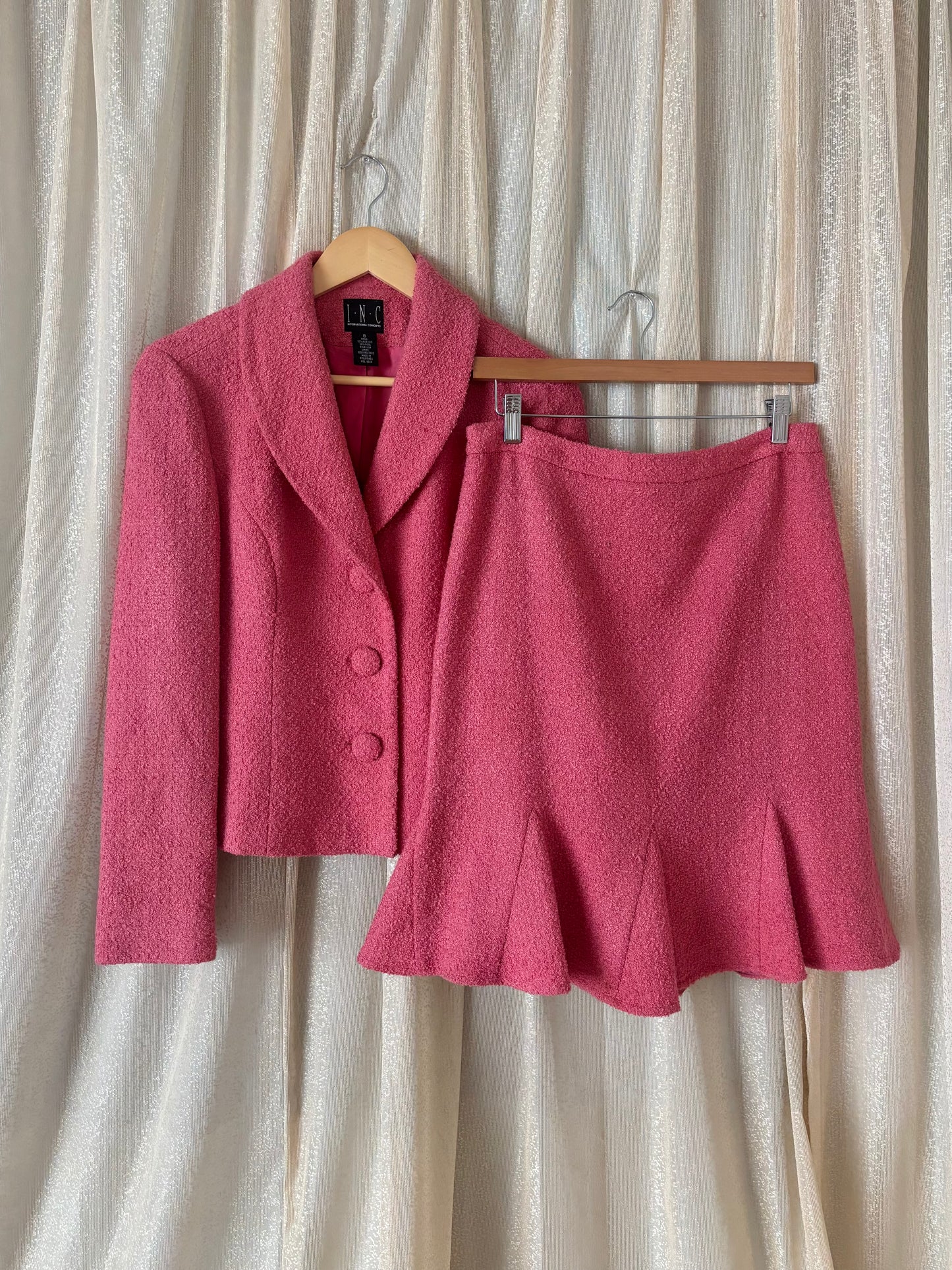 90s/00s pink bouclé skirt suit