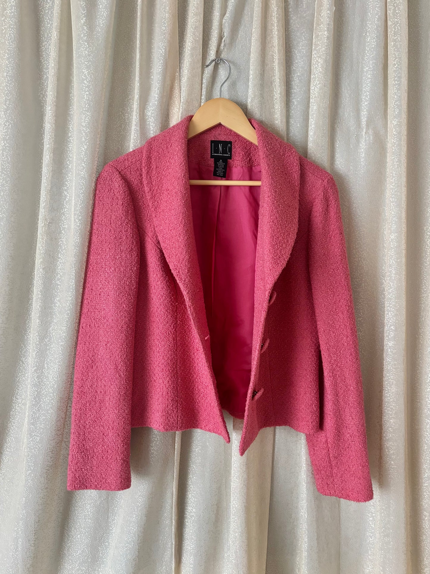 90s/00s pink bouclé skirt suit