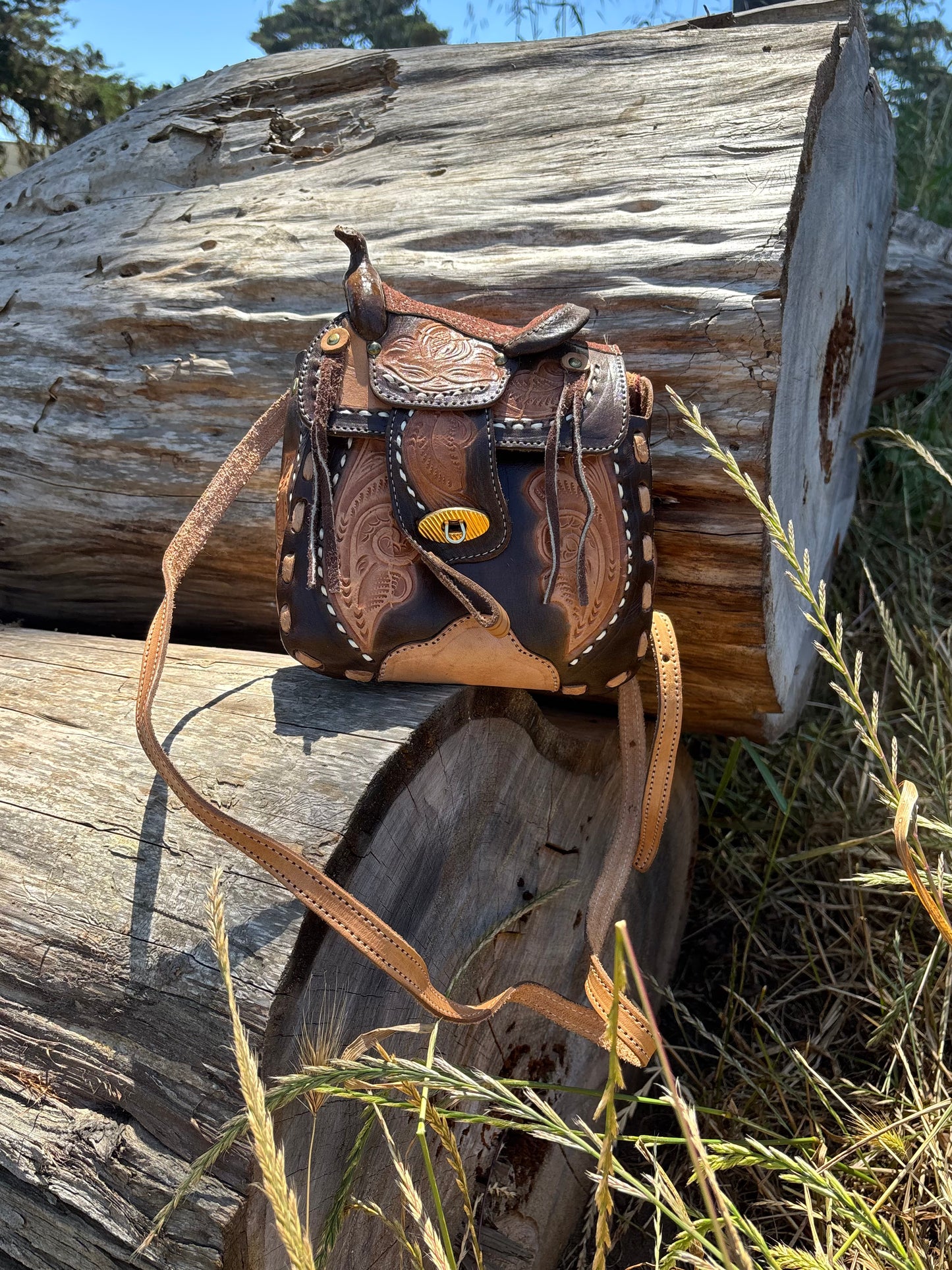 70s two-tone leather Western saddle crossbody