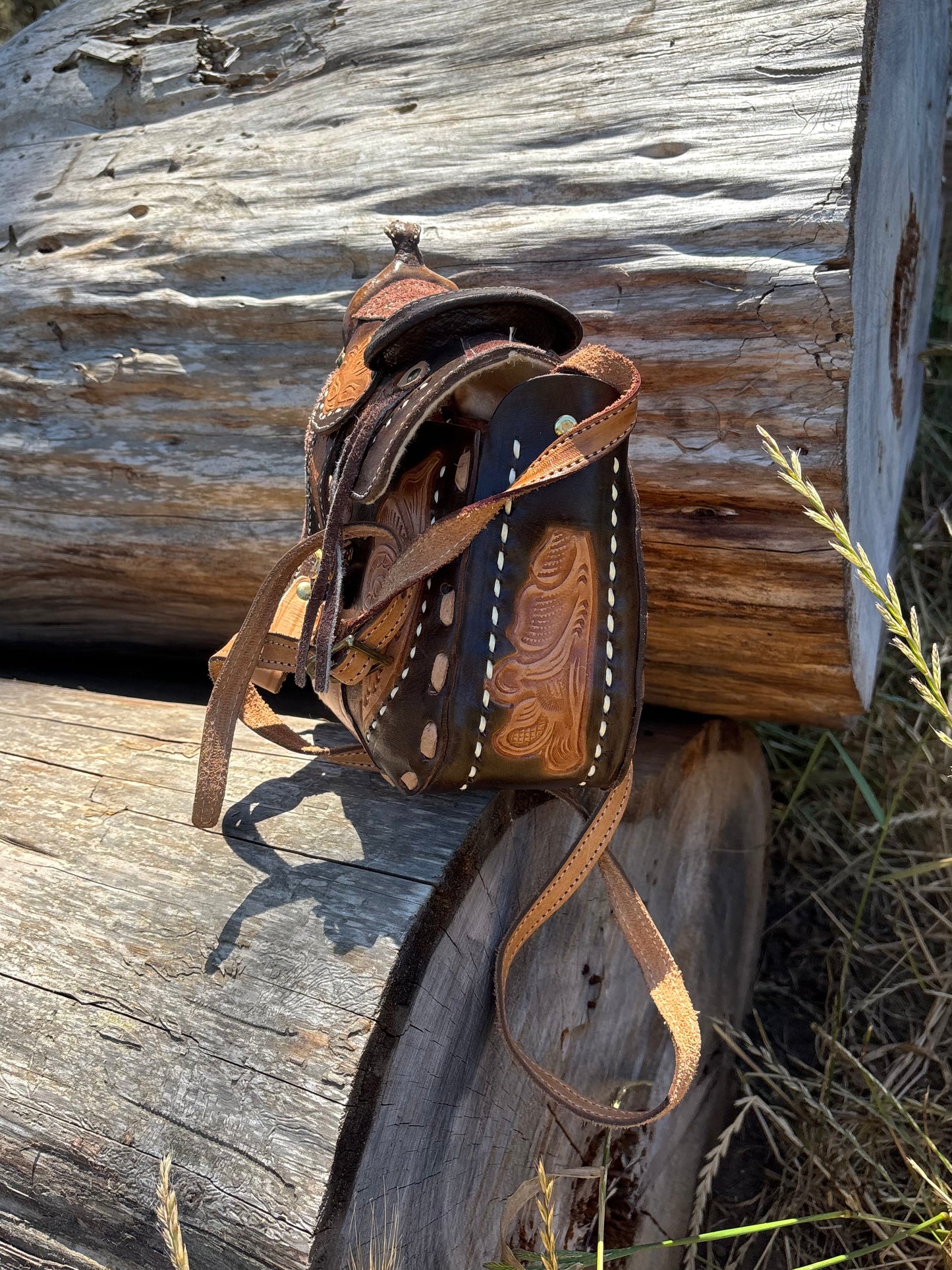70s two-tone leather Western saddle crossbody