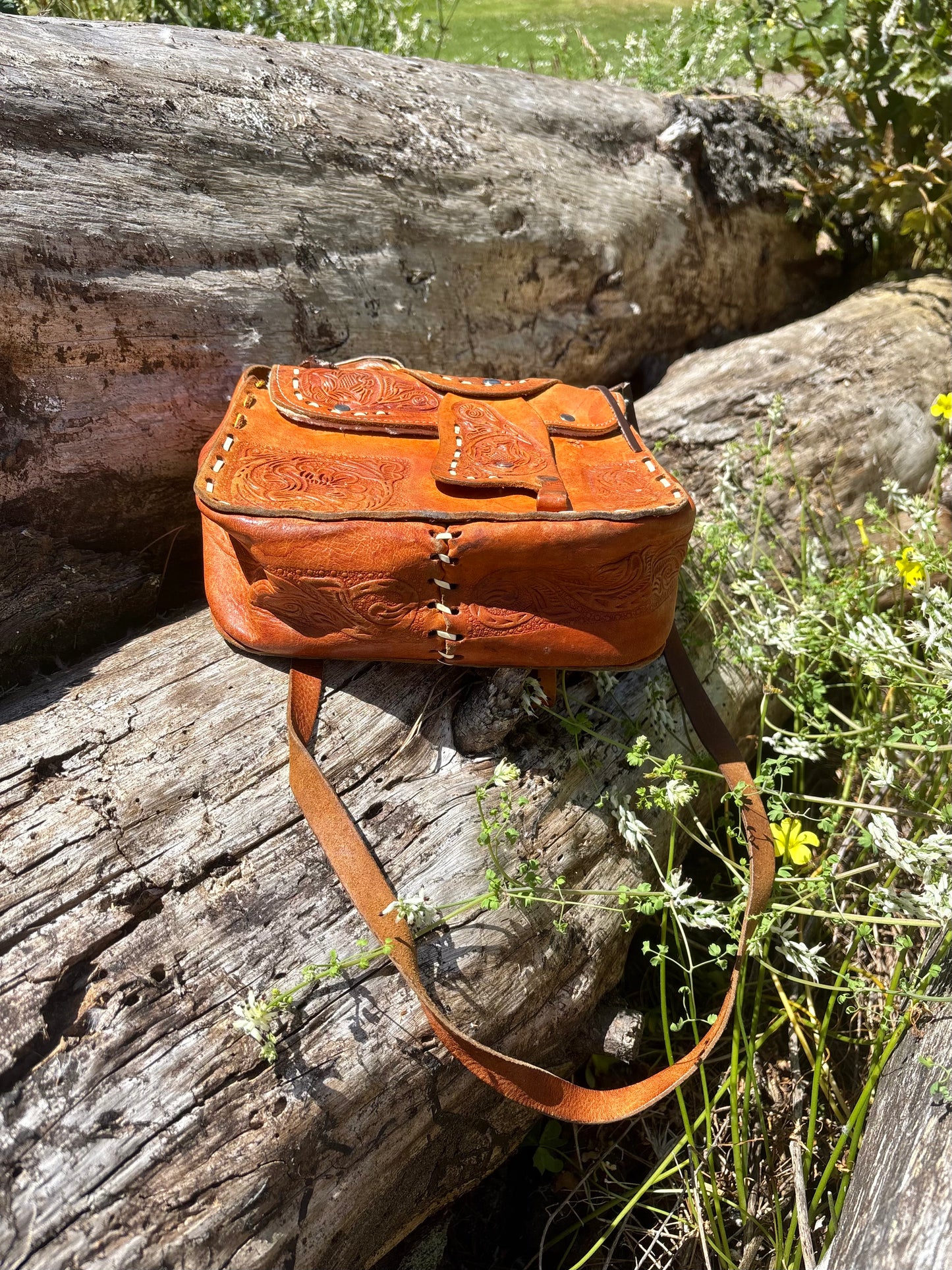 Vintage brown leather Western saddle crossbody